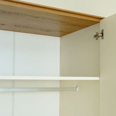 Amara 5 Door Wardrobe With 2 Glass - Oak/White - Image 3