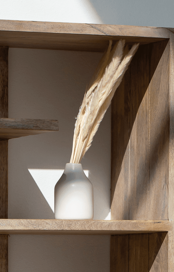 Round White Elongated Ceramic Vase - Image 3