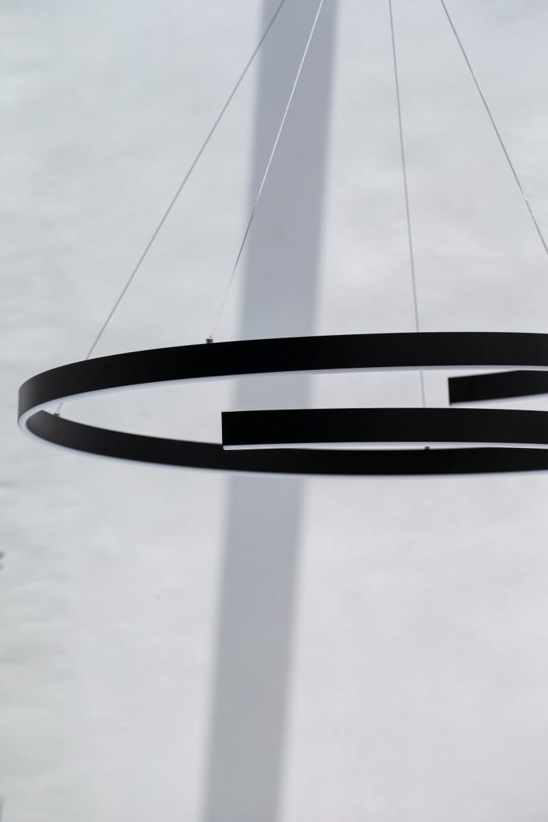 Vortice Black Ceiling Lamp - Image 4