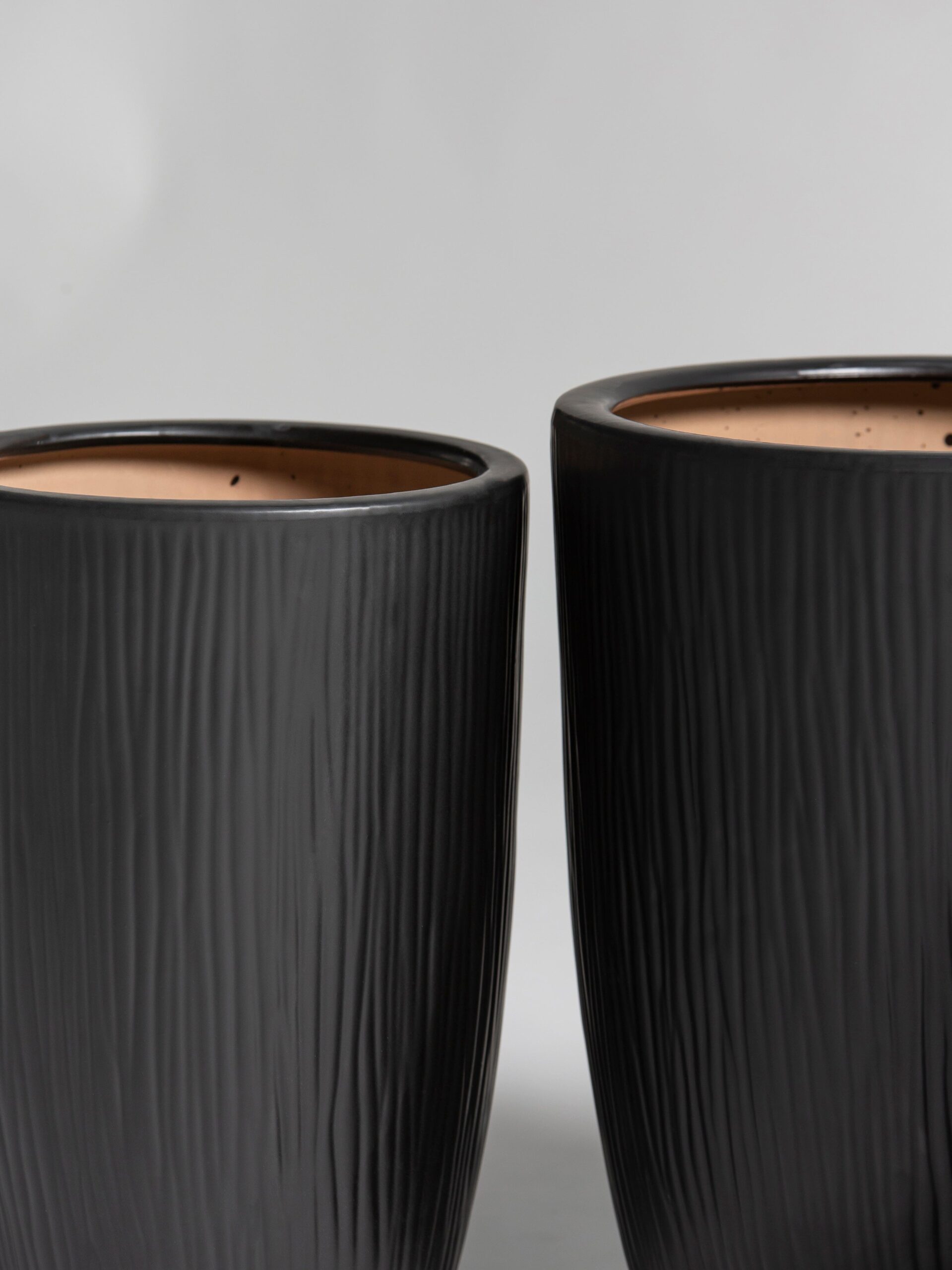 Charcoal Ripple Ceramic Pot - Image 4
