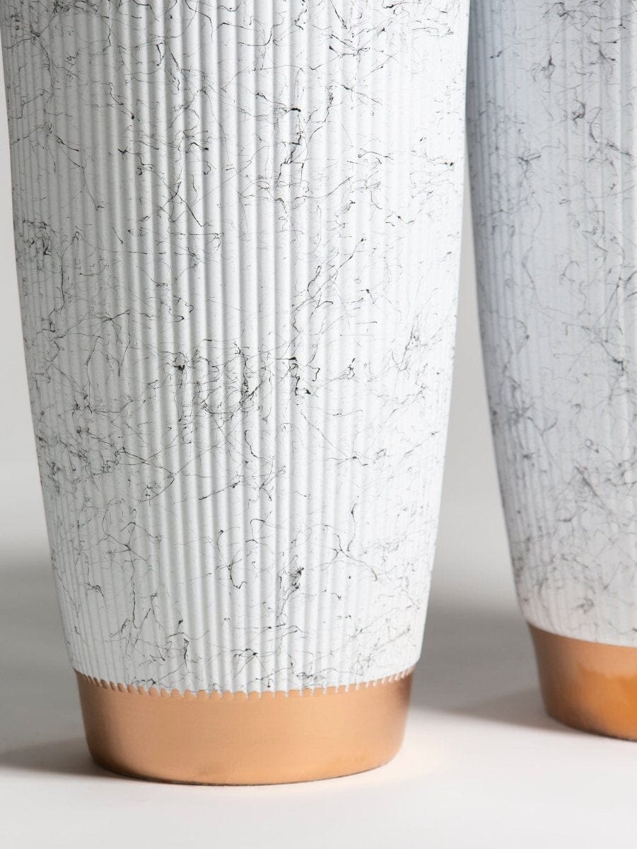 Gilded Groove Ceramic Pot II - Image 4