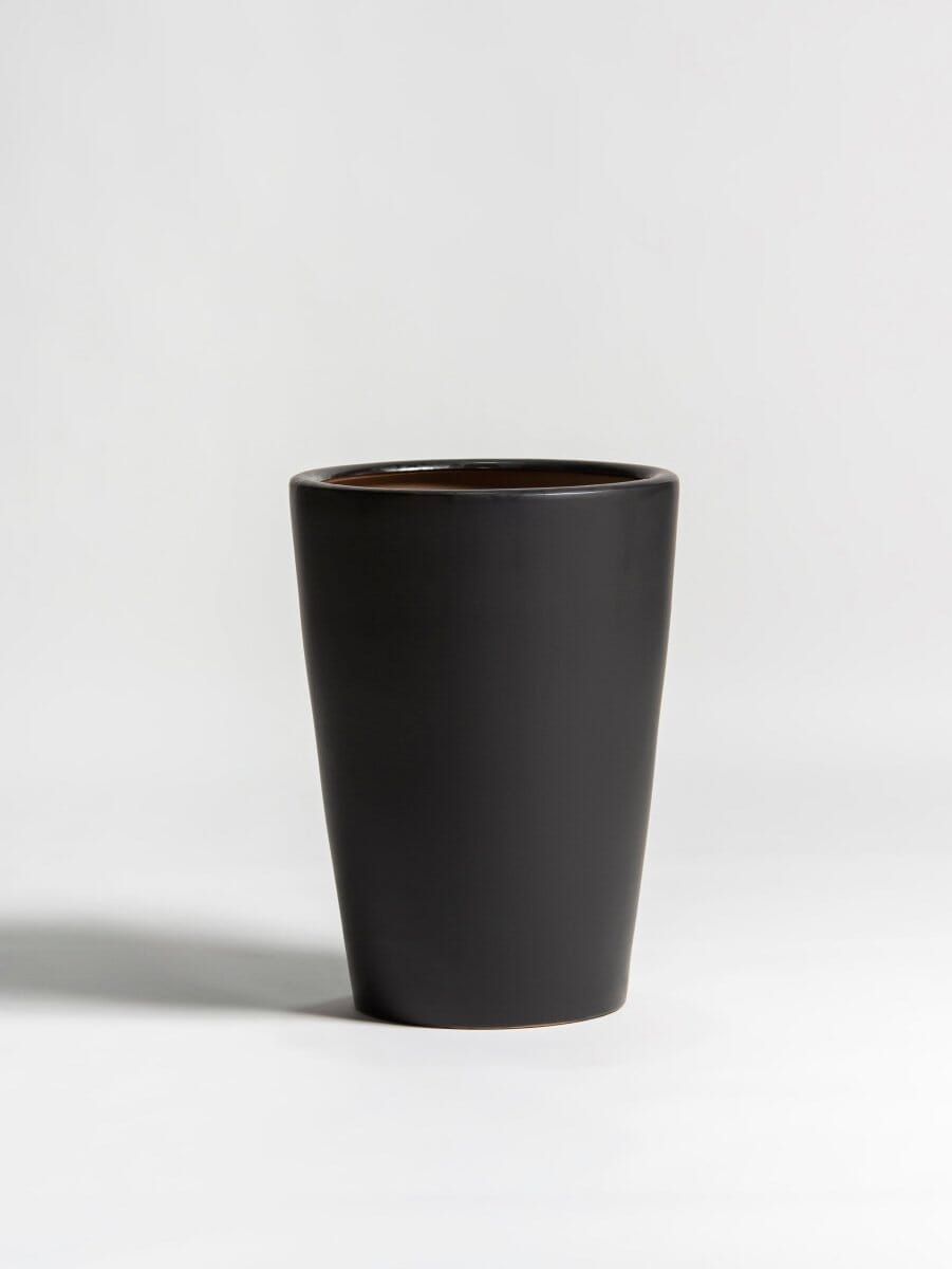 Classic Matte Black Ceramic Pot III - Image 2