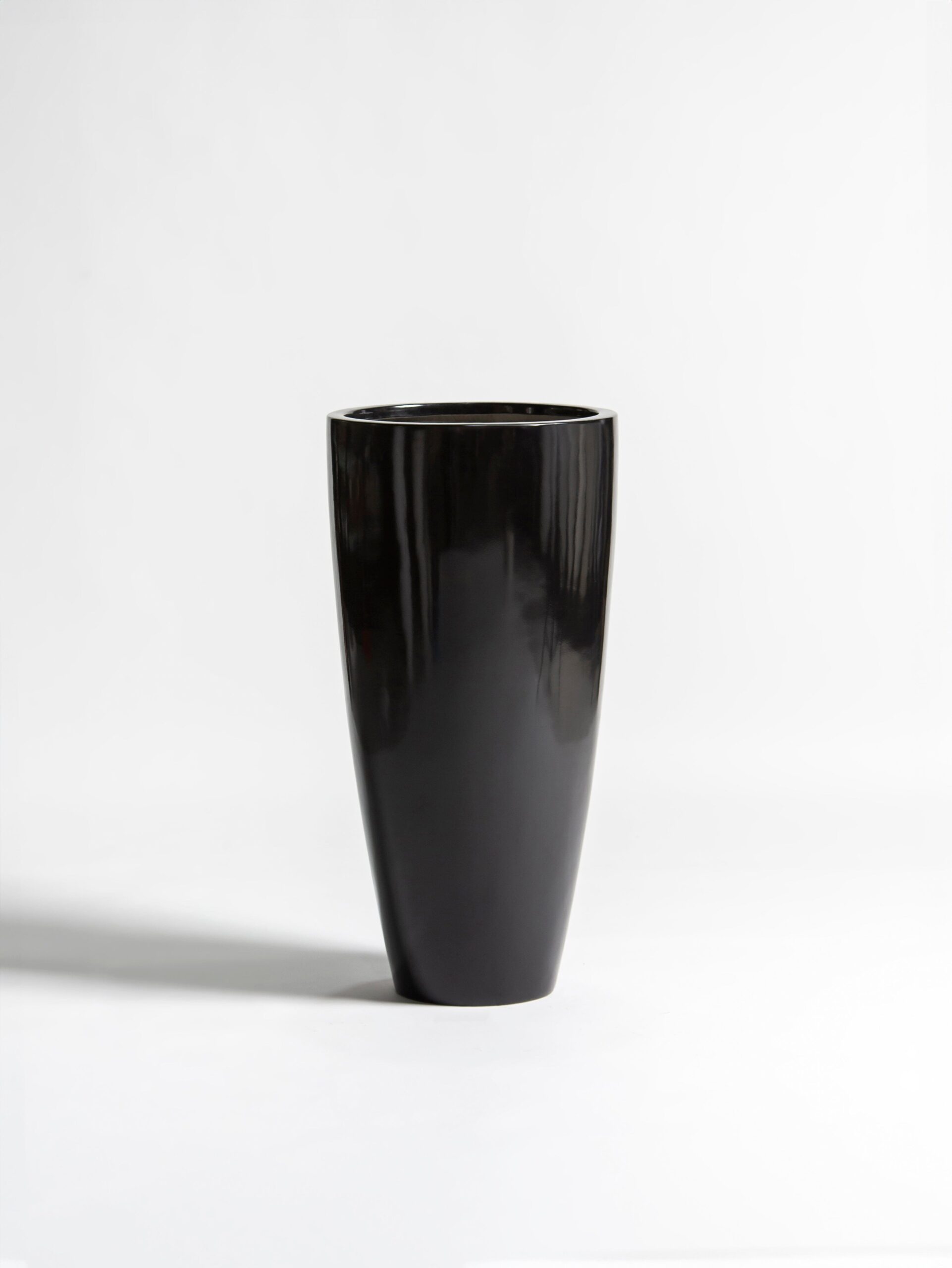 Obsidian Fiber Glass Pot - Image 3