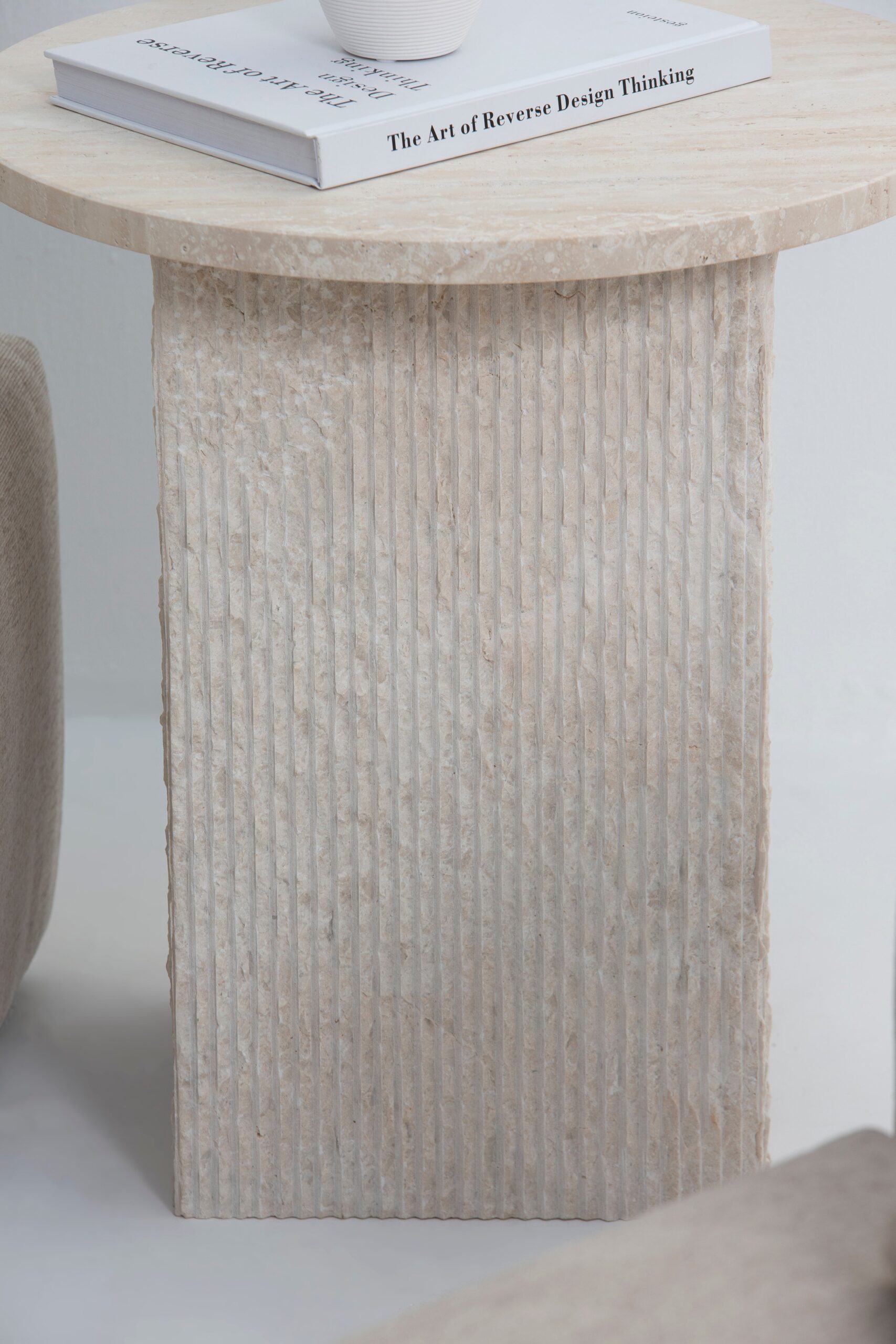 Lois Travertine Side Table With Oryx Base - Image 3