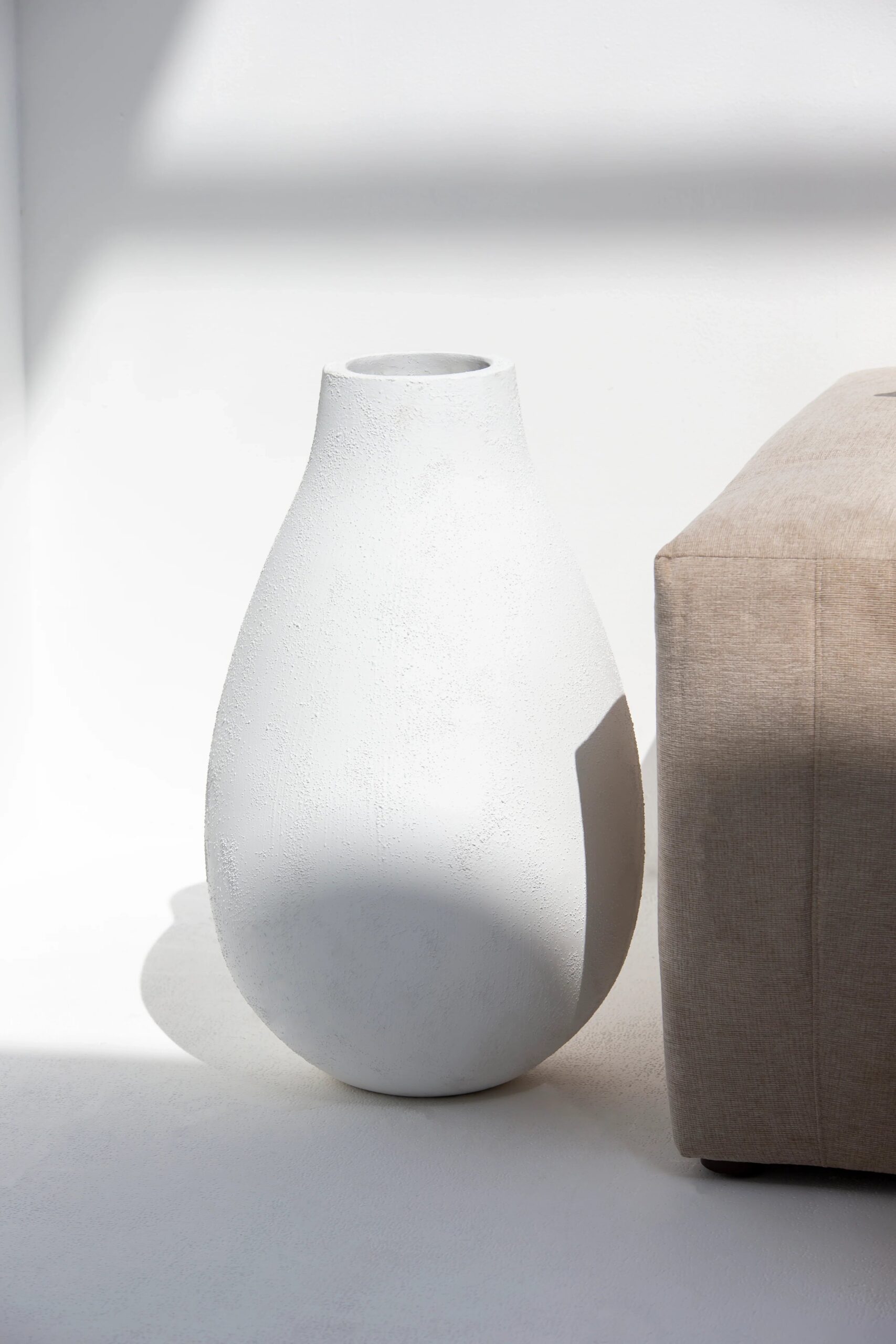 Tessa White Concrete Vase