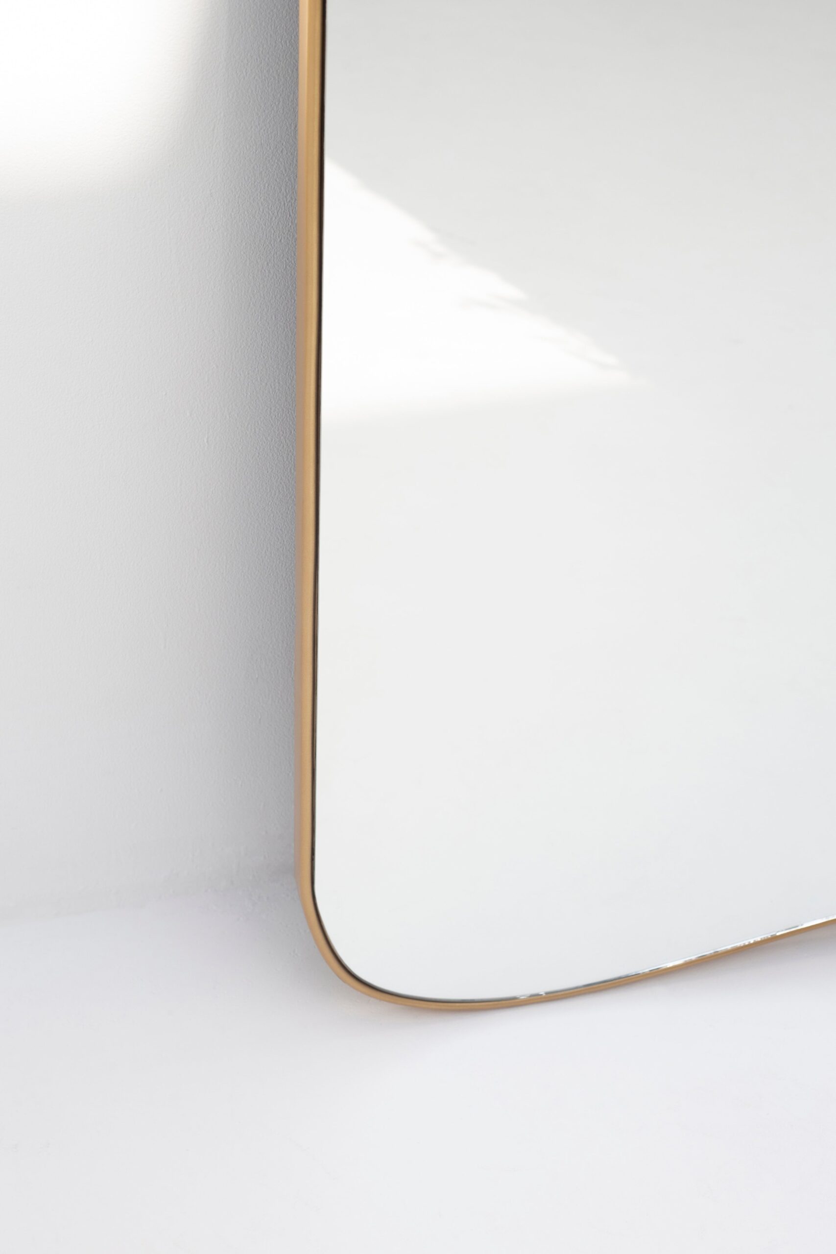 Arcadia Gold Irregular Frame Mirror - Image 2