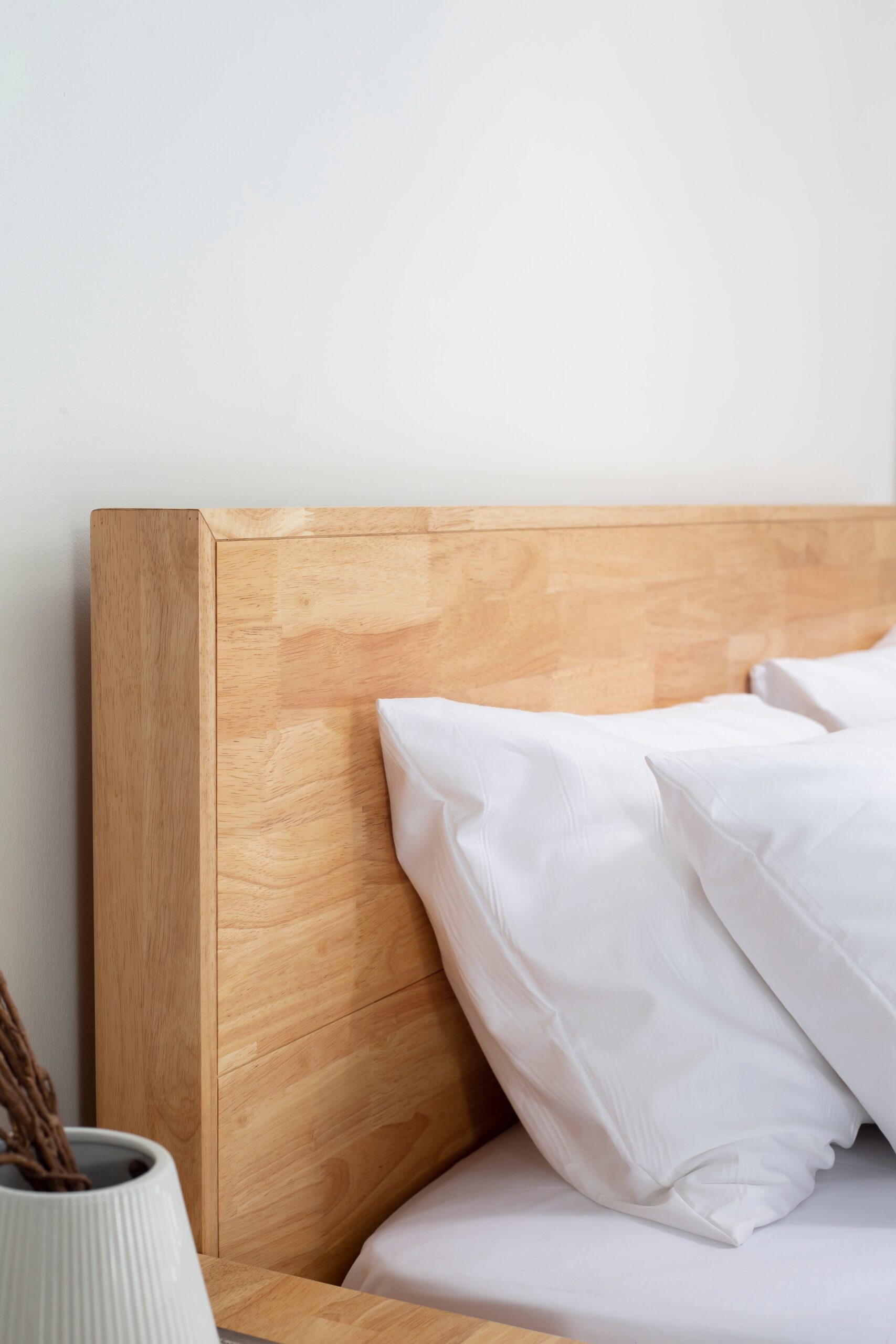 Kohana Japanese Joinery Lightwood Bed - Image 3