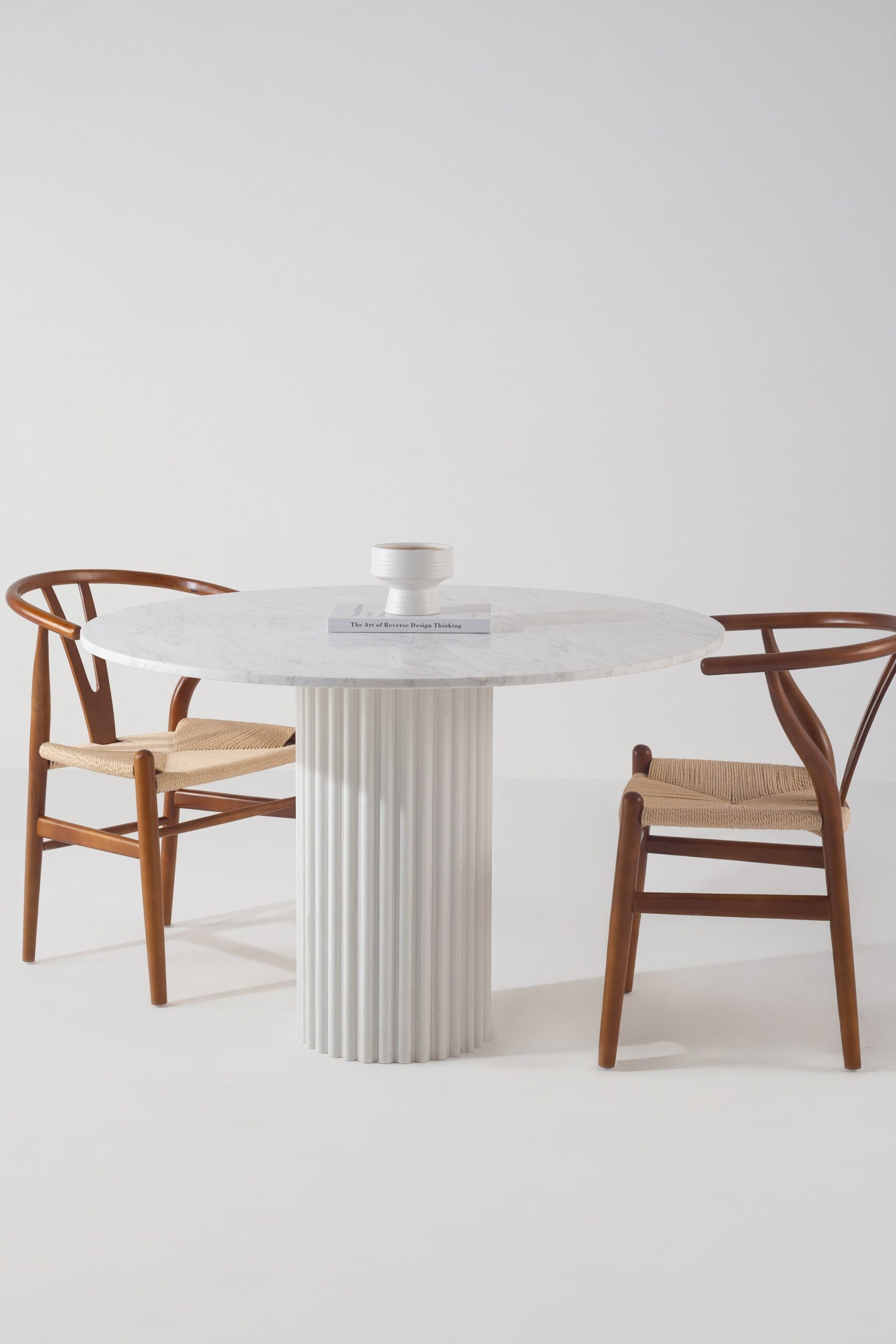 Claire Bianco Venus Dining Table with White Quartz Base - Image 8