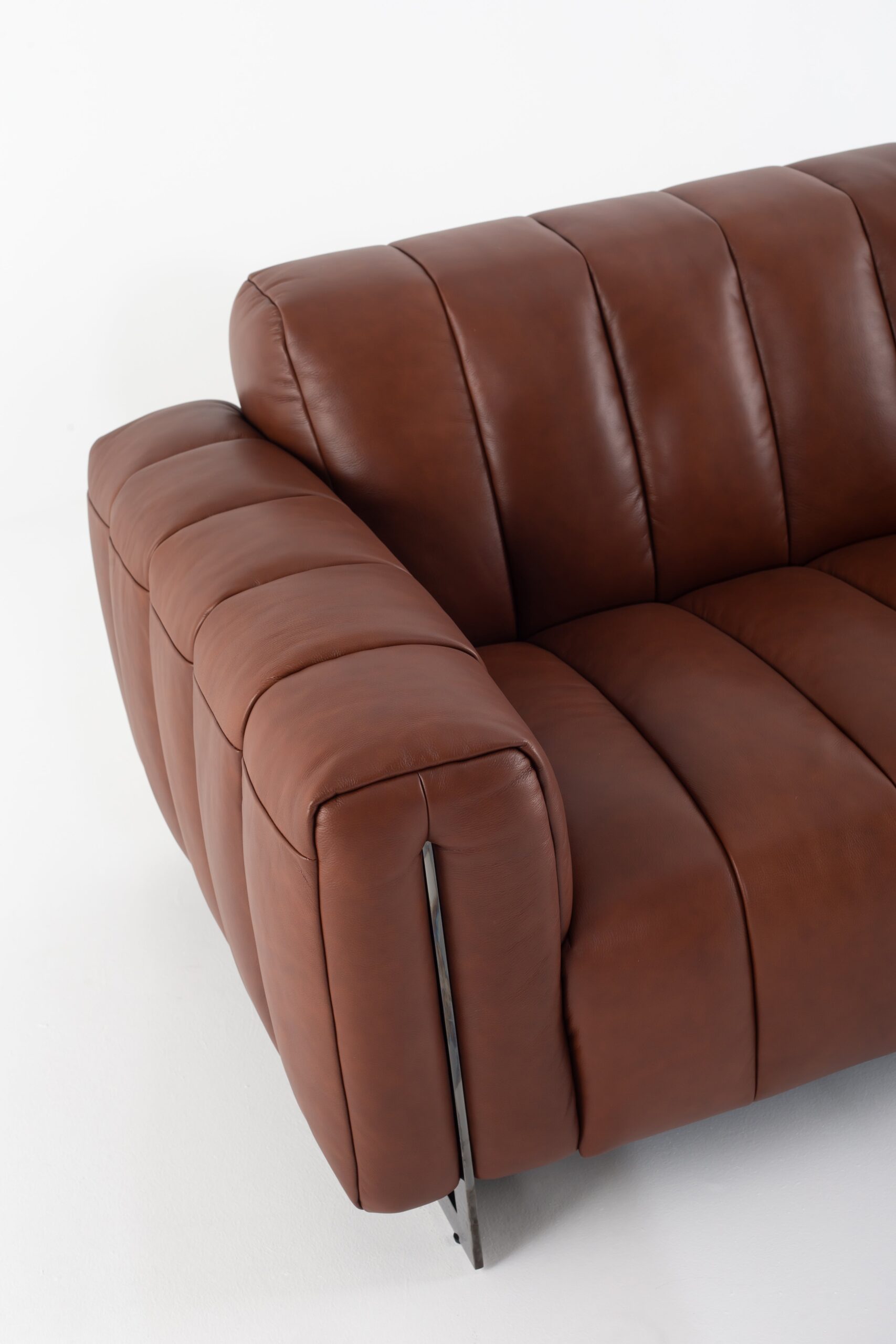 Praskovya Leather Sofa - Image 7