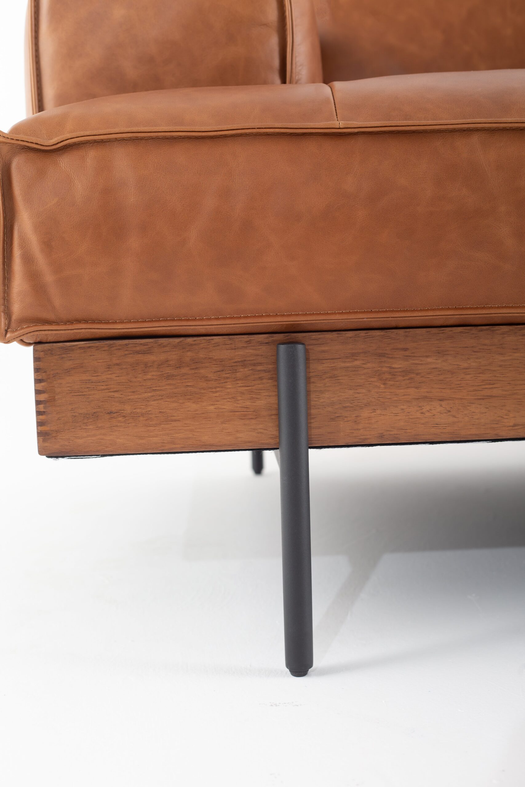 Dobrina Leather Sofa - Image 9