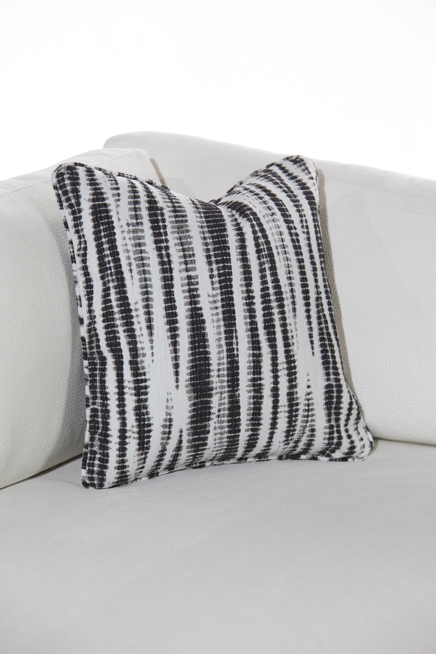 Stria Luxe Cushion With Filler