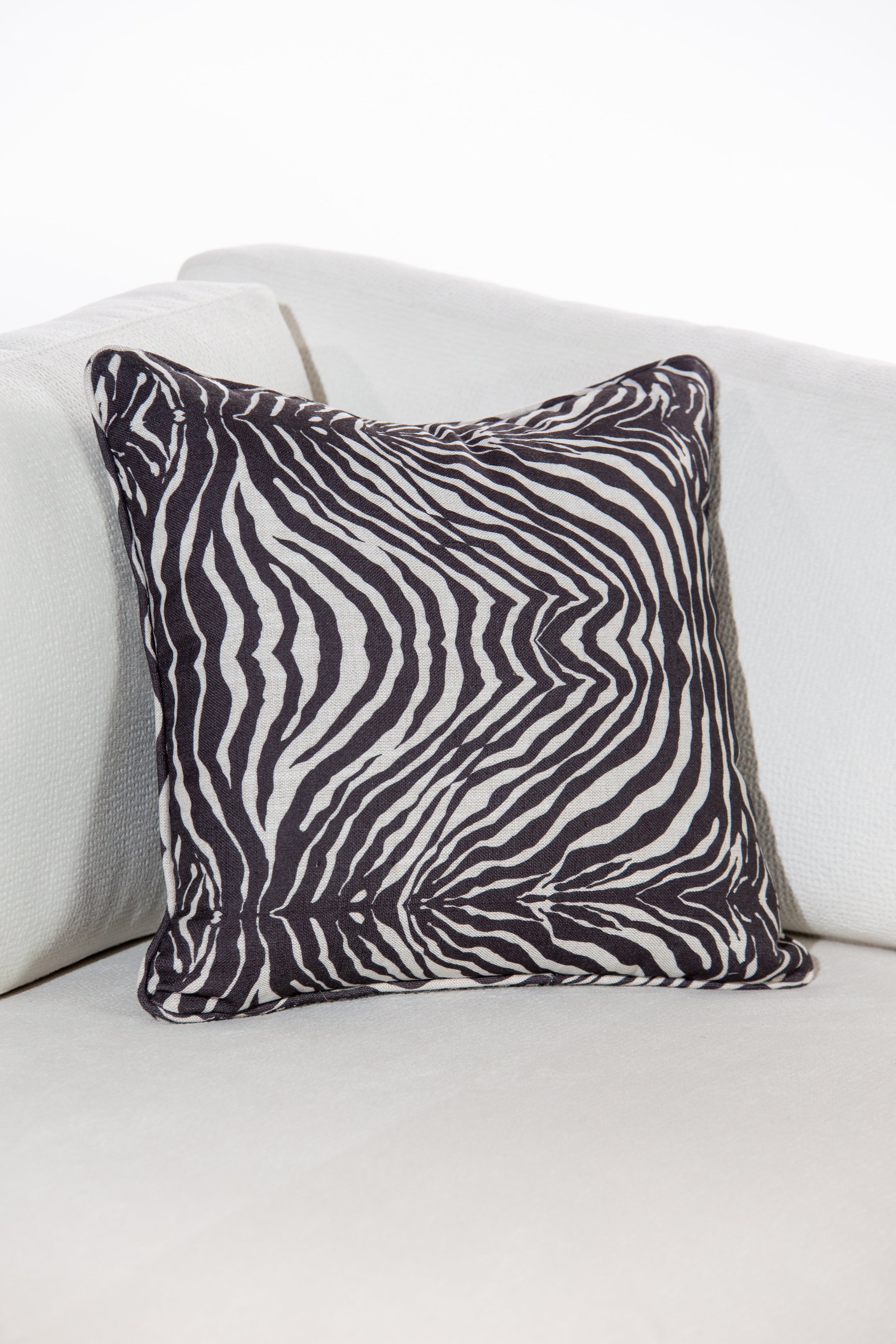 Zebrine Charm Cushion With Filler - Image 2