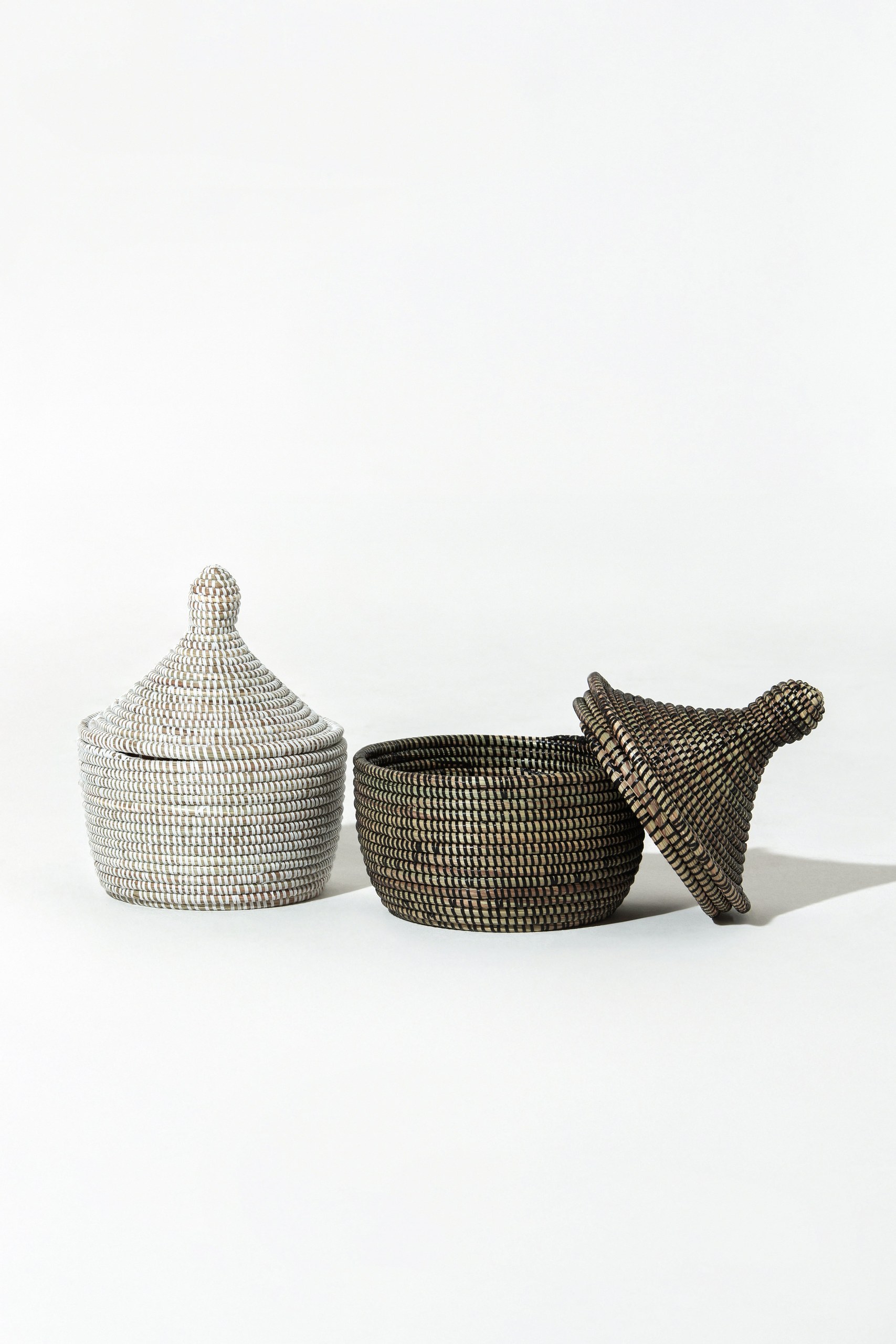 Mini Maisha White Woven Handmade Basket - Image 3