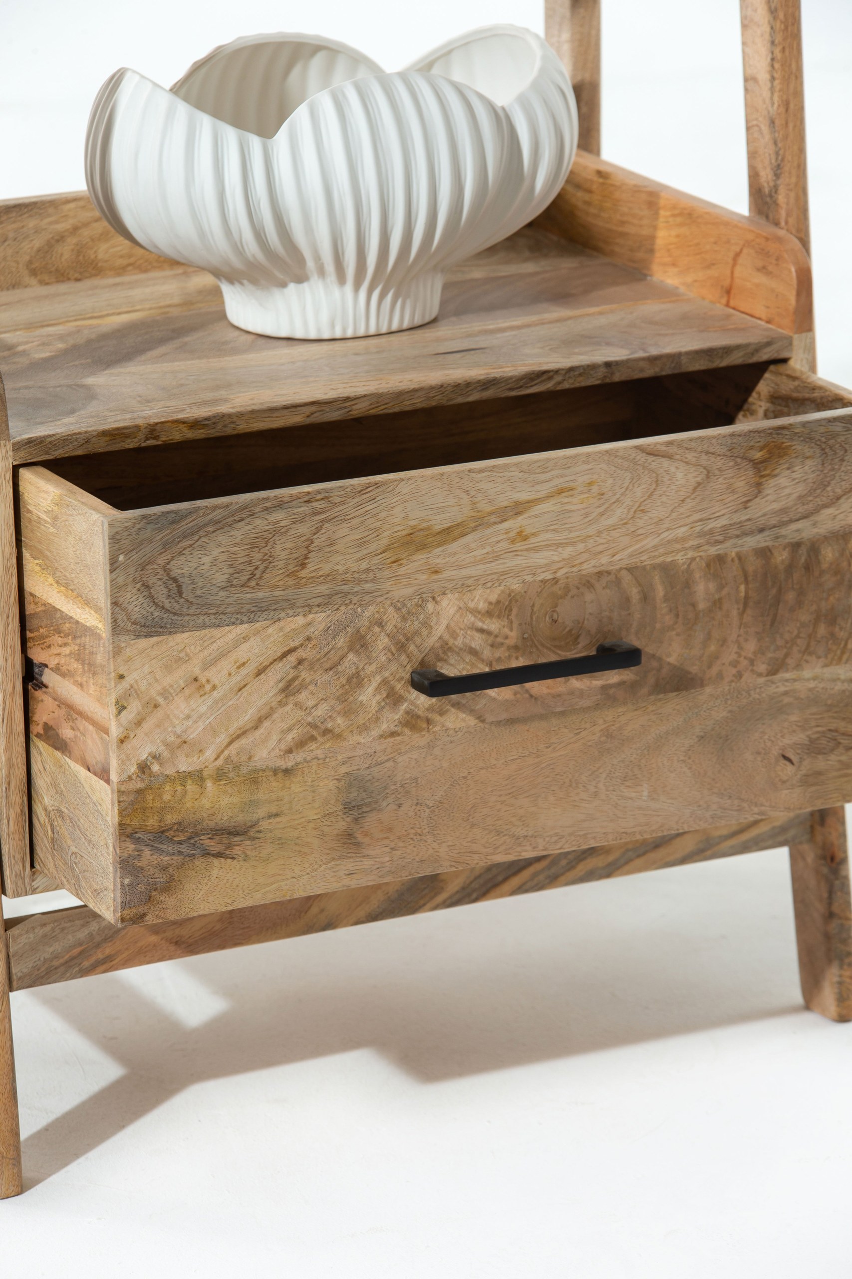 Bronwen Wooden Ladder Shelf - Image 2