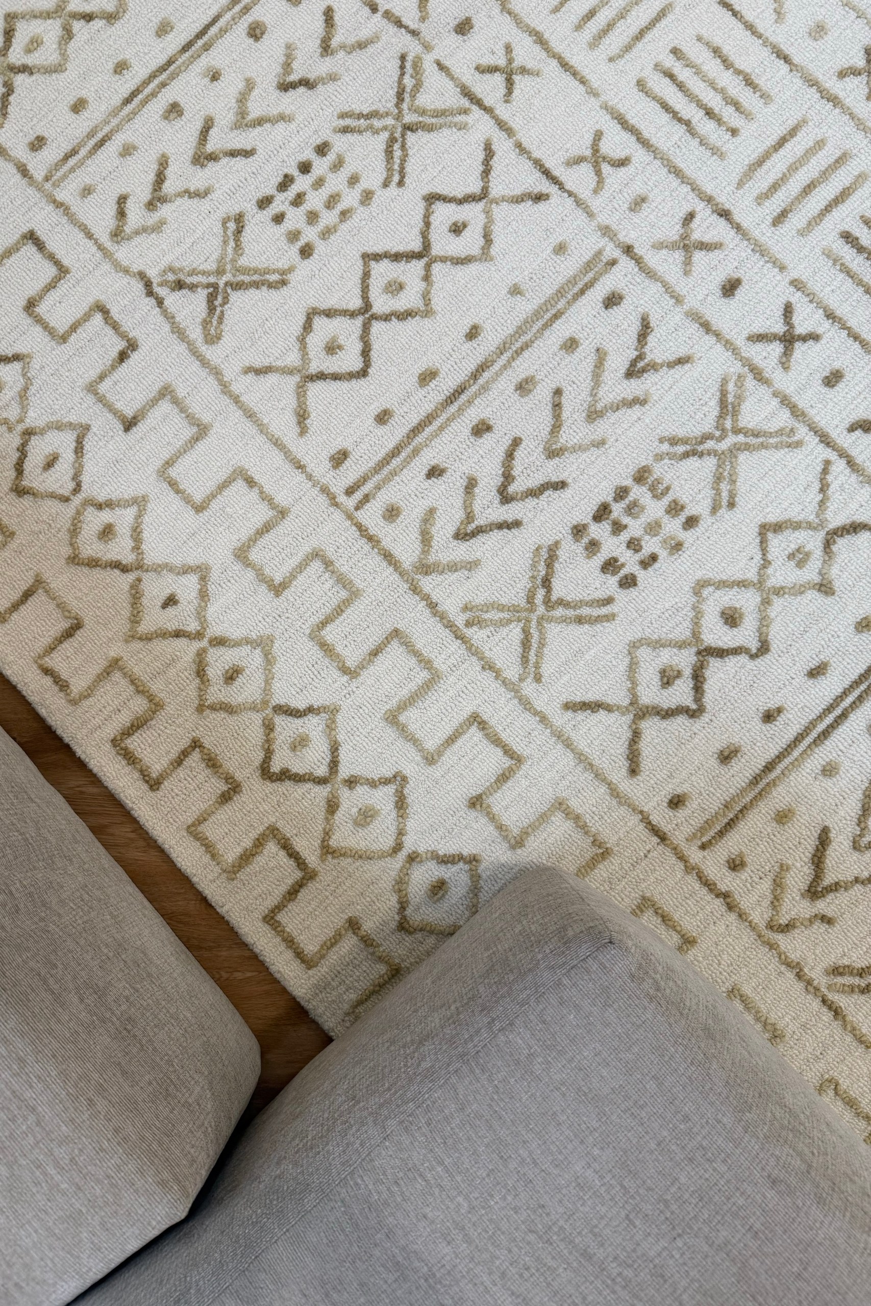 Odeya Handmade Rug - Image 6