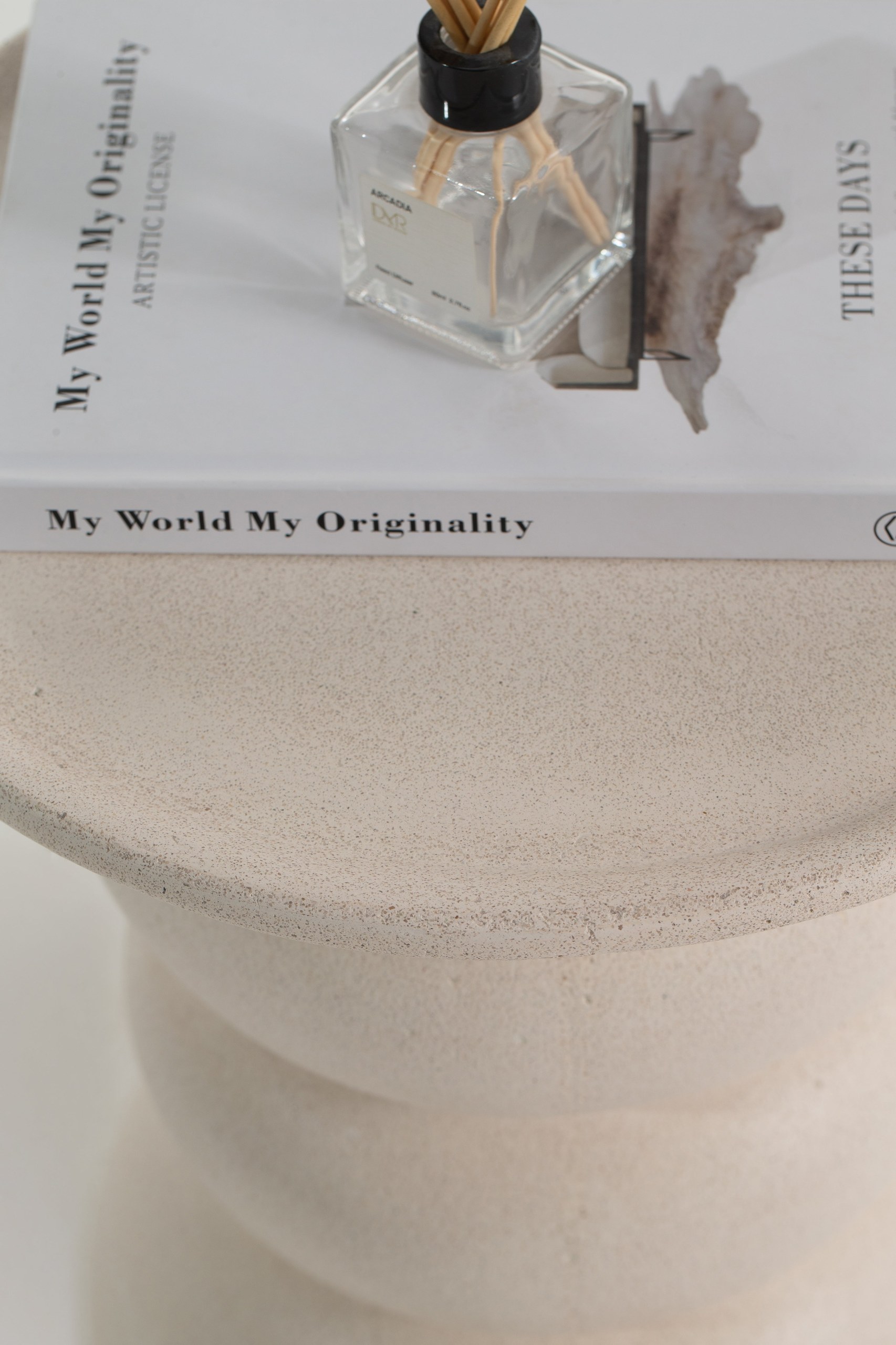Ambre Off White Concrete Side table - Image 3