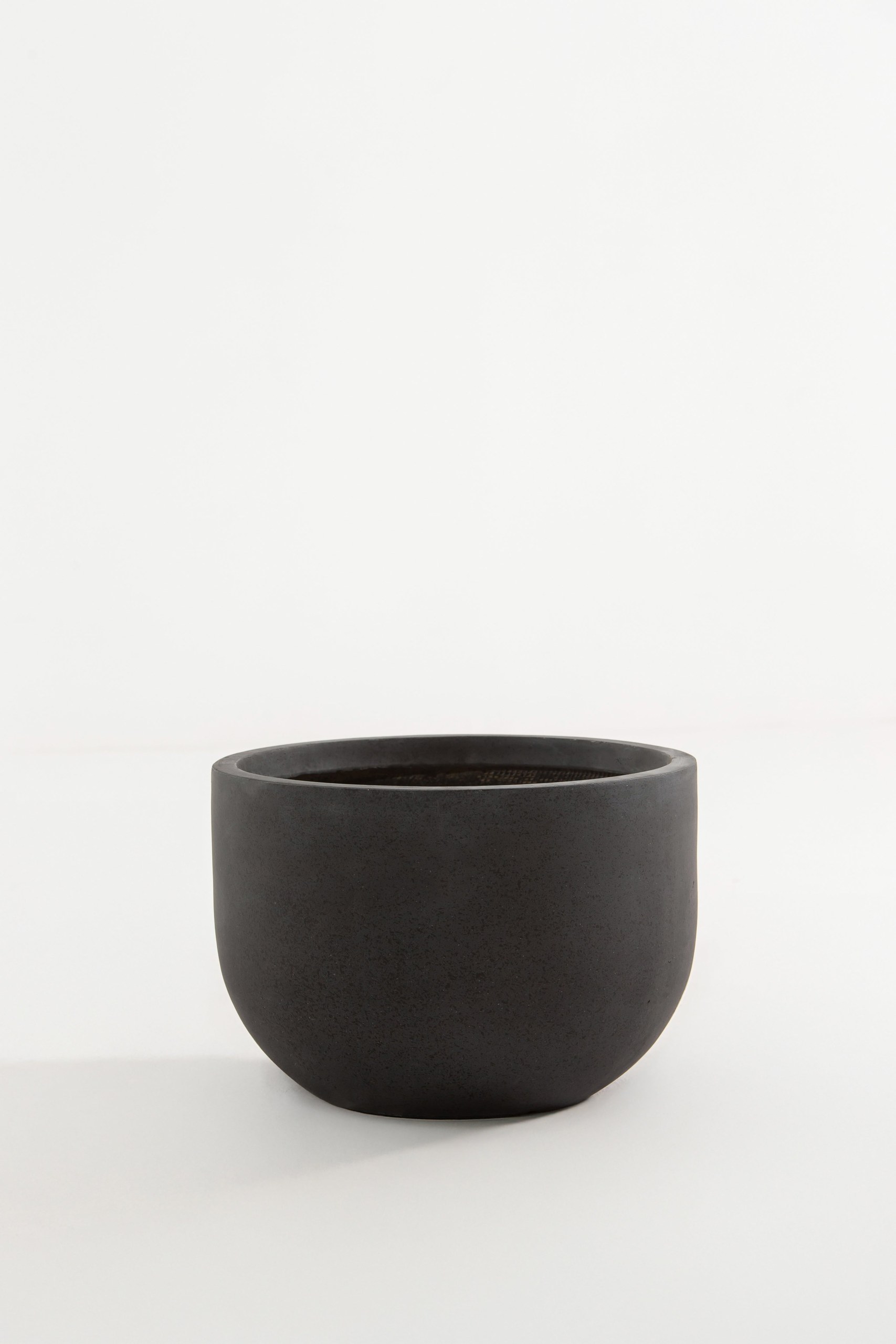 Rowanna Charcoal Black Fiber Pot - Image 6