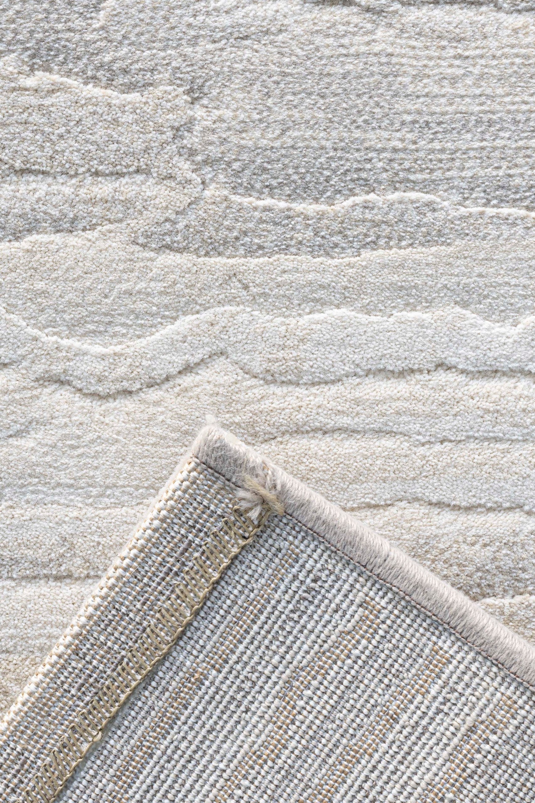 Humberly Cloud Rug - Image 2