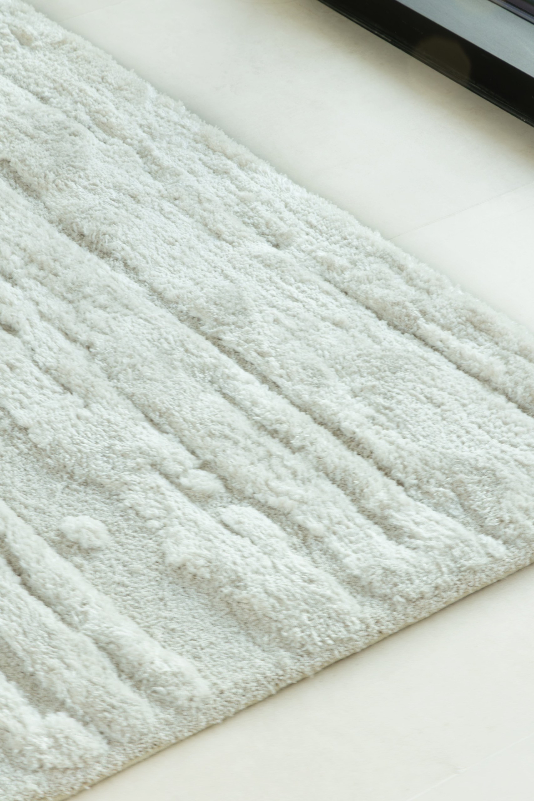 Faria Cloud Rug - Image 5