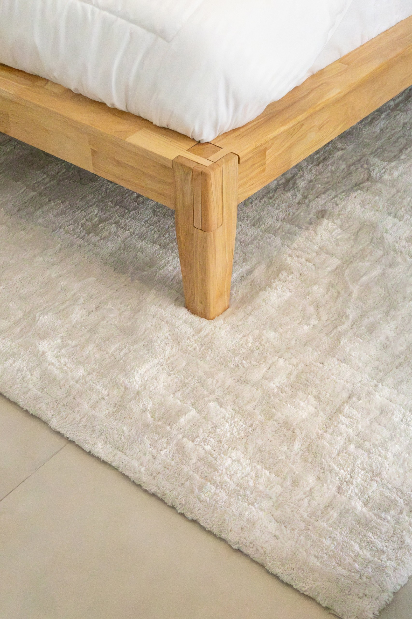 Babel Plain Off White Rug - Image 2