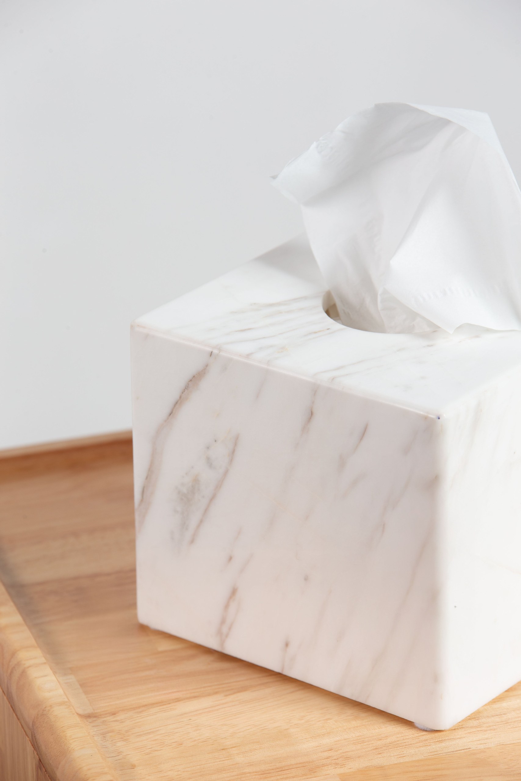Tivoli Calacatta Greek Cube Tissue Holder - Image 2