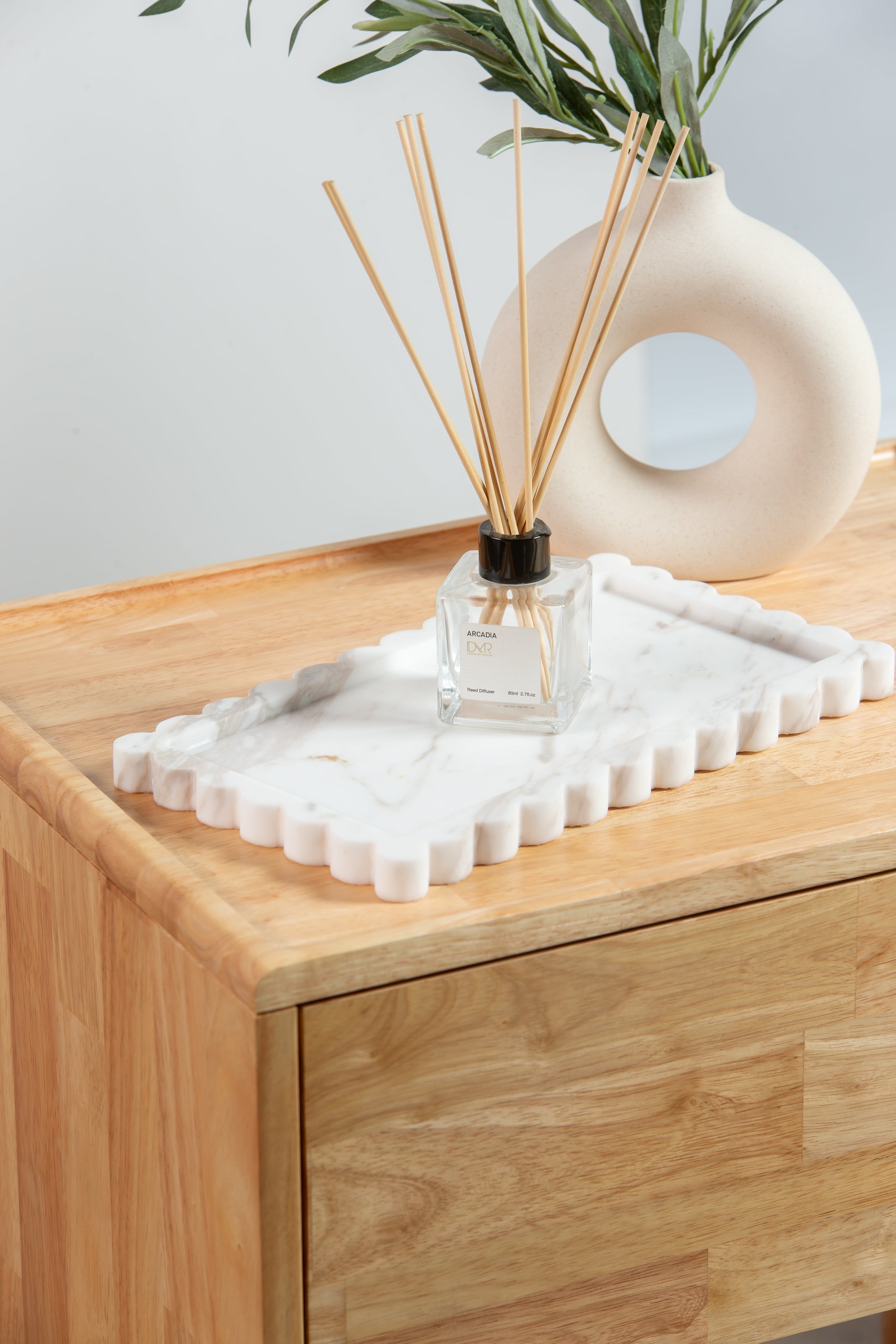 Calacatta Greek Rectangular Fluted Edge Tray