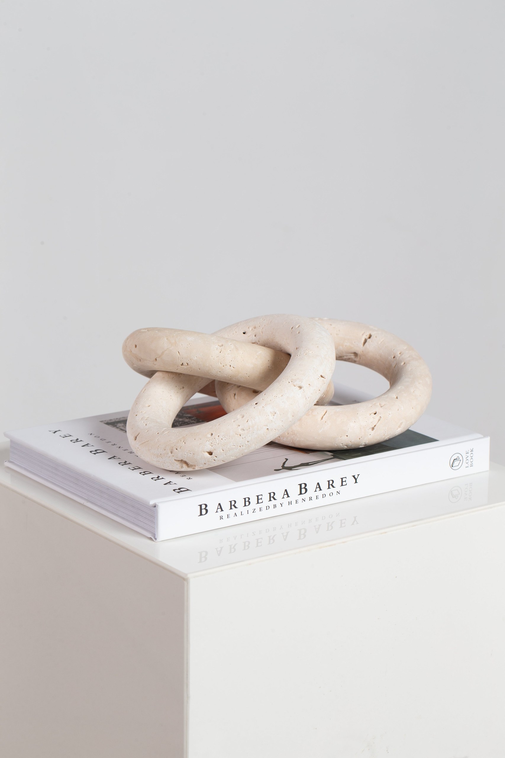 Beige Travertine Three Rings Chain Decor