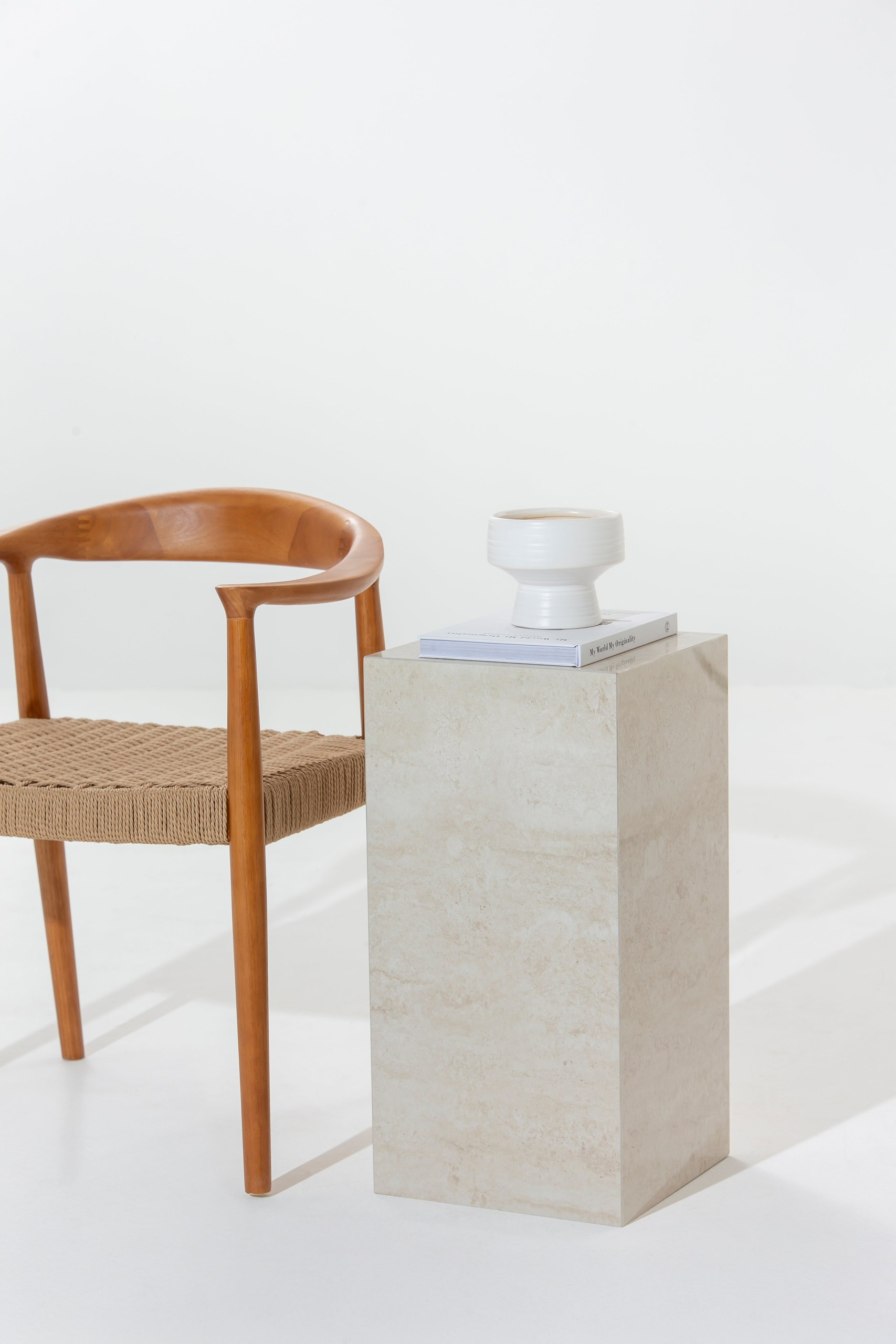 Zelda Travertine Finish Porcelain Plinth - Image 7