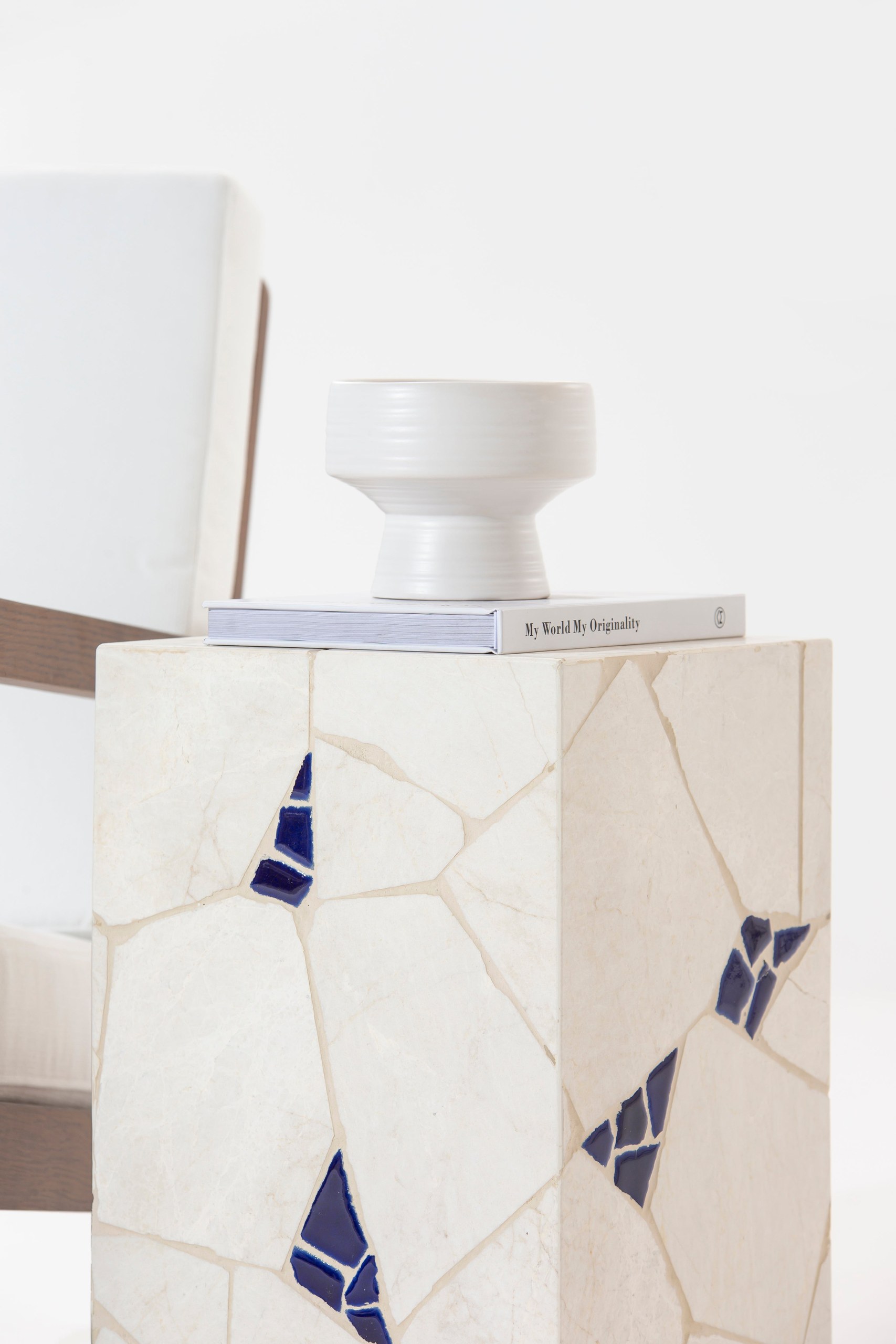 Zelda Irregular Tilework Marble Mosaic Plinth - Image 9
