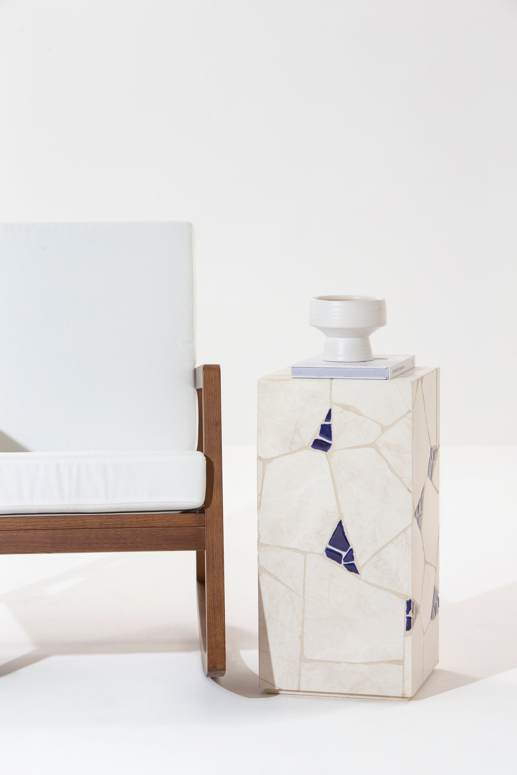 Zelda Irregular Tilework Marble Mosaic Plinth - Image 10