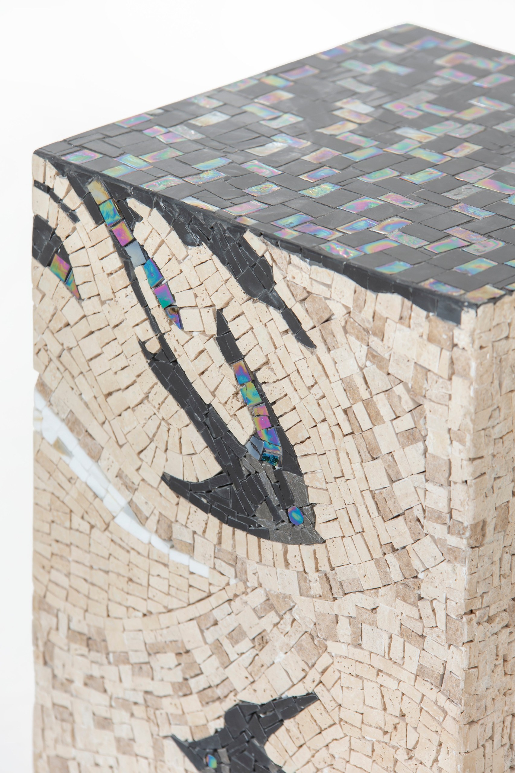 Zelda Nature Inspired Marble Mosaic Plinth - Image 3