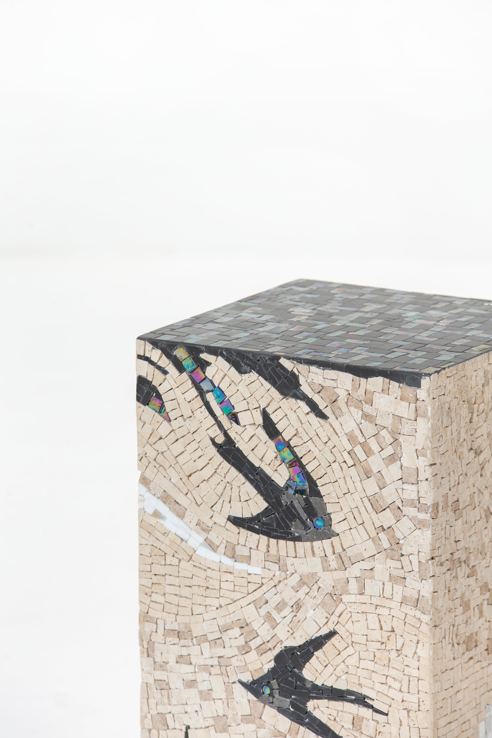 Zelda Nature Inspired Marble Mosaic Plinth - Image 6