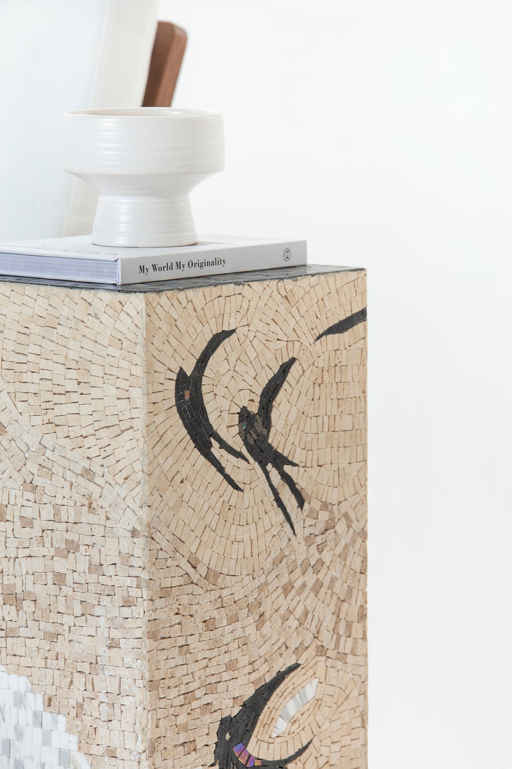 Zelda Nature Inspired Marble Mosaic Plinth - Image 11