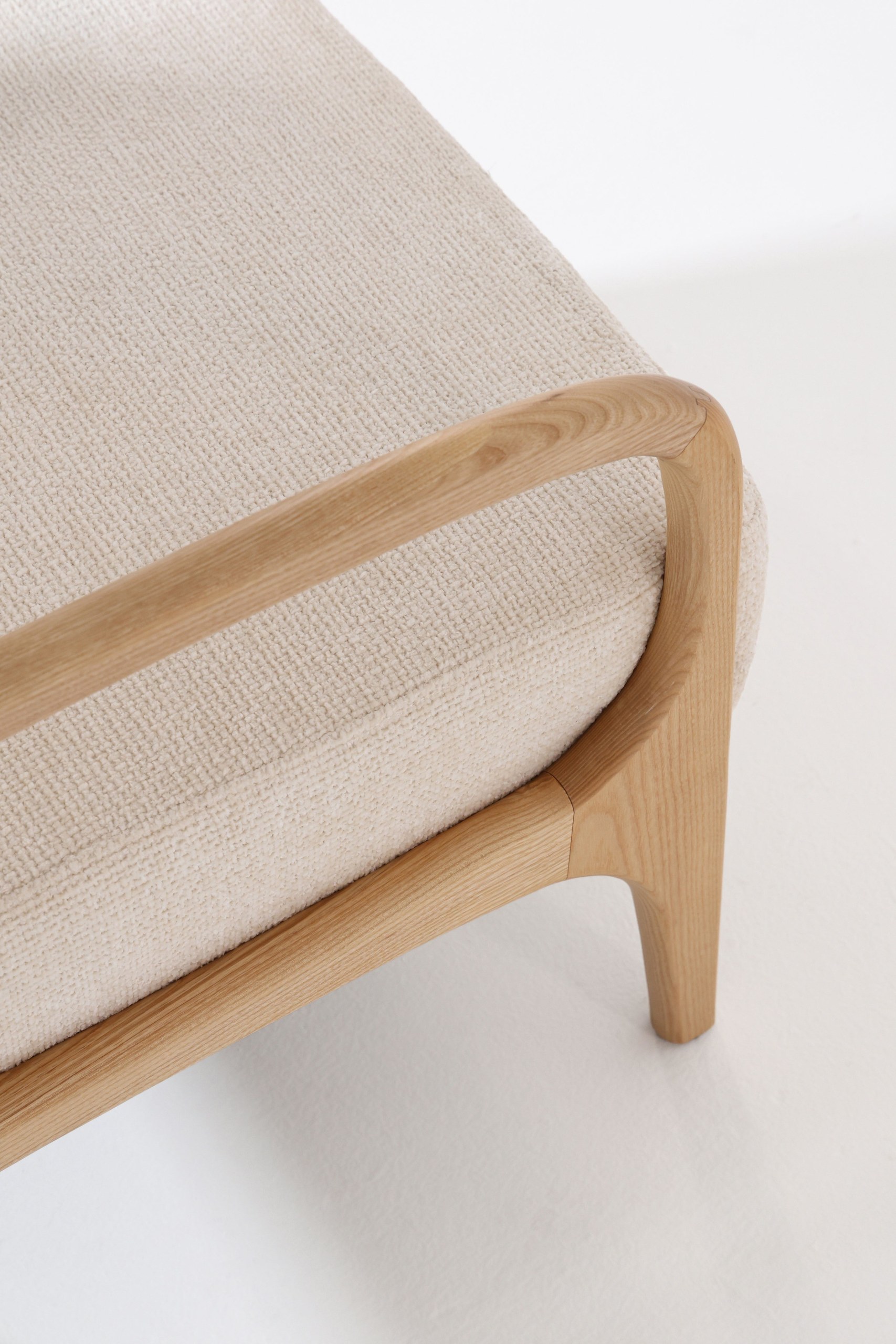 Linden Wooden Lounge Chair - Image 3
