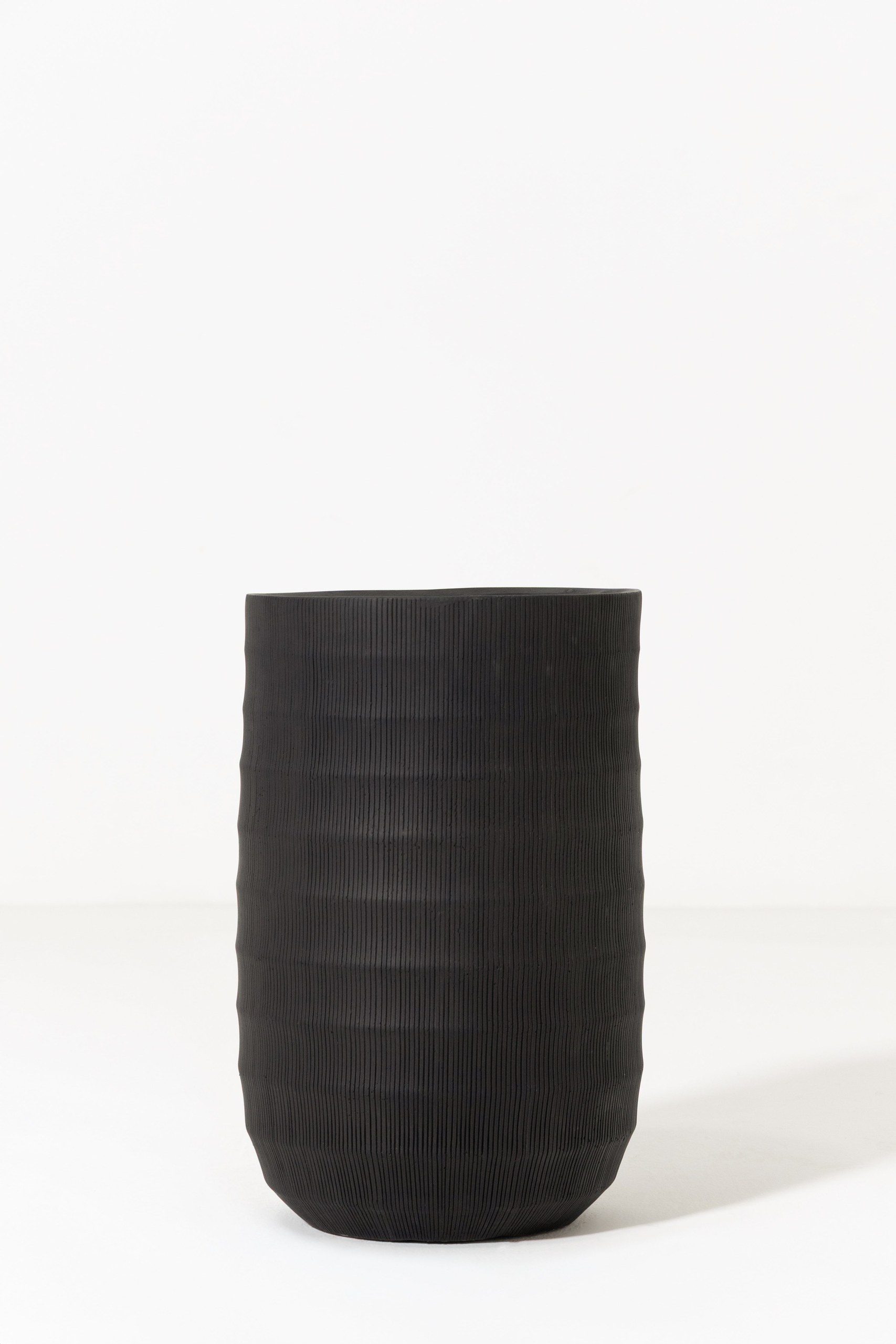 Black Ribbed Fiber Cement Pot