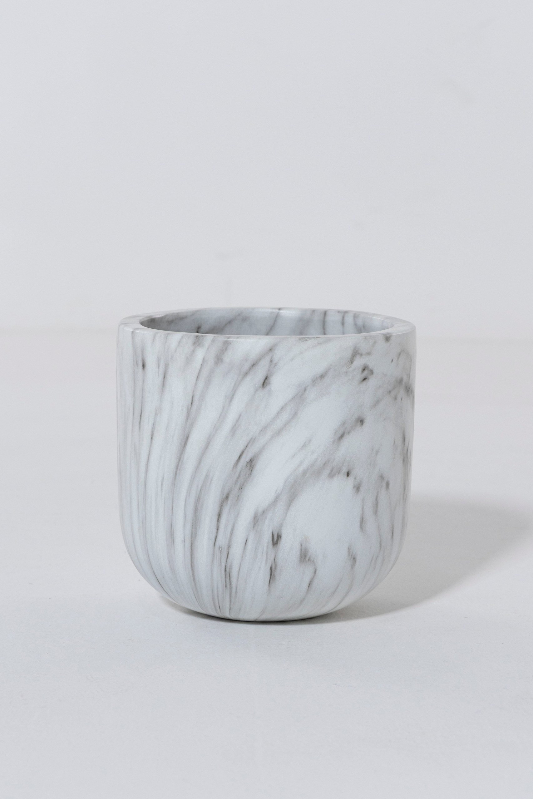 Orlia Marble Finish Concrete Pot - Image 6