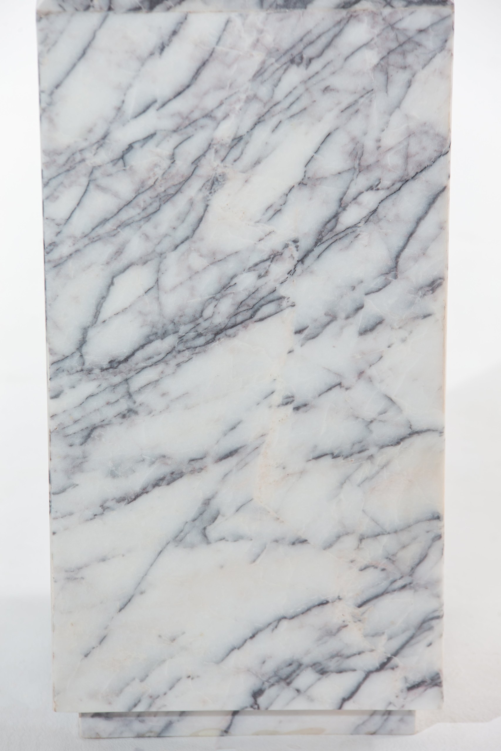 Fayra Lilac Stone Plinth - Image 5