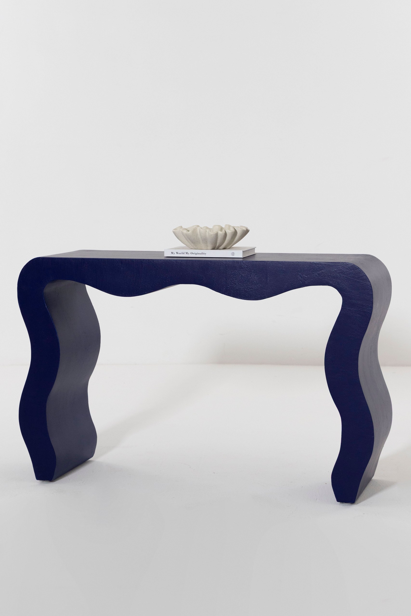 Marelle Blue Wavy Legs Microconcrete Console Table - Image 5