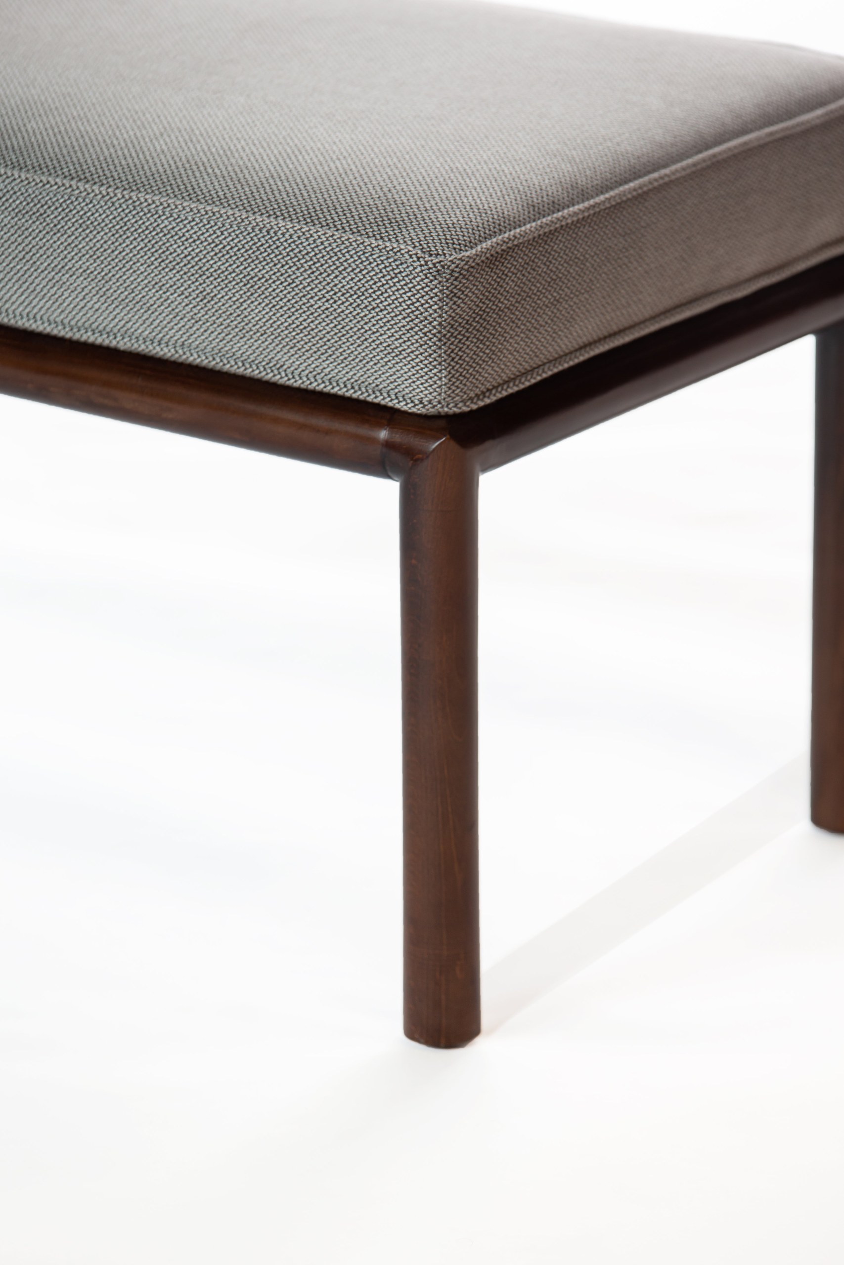 Pamela Grey Bench With Wooden Legs - Image 3