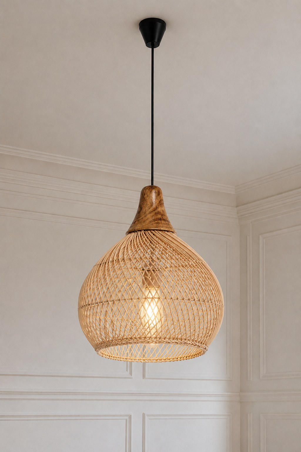 Kelin Rattan Natural Ceiling Lamp With Woven Design