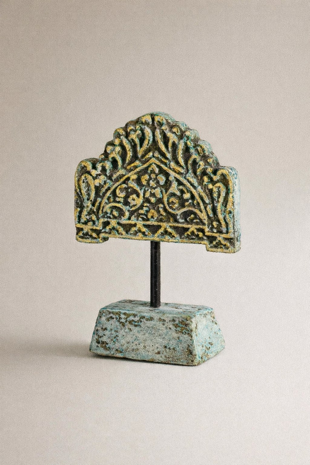 Patina Ceramic Ornate Decor (20x16CM)