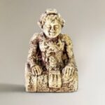 Zorath Heritage Figure Decor (11x17CM)