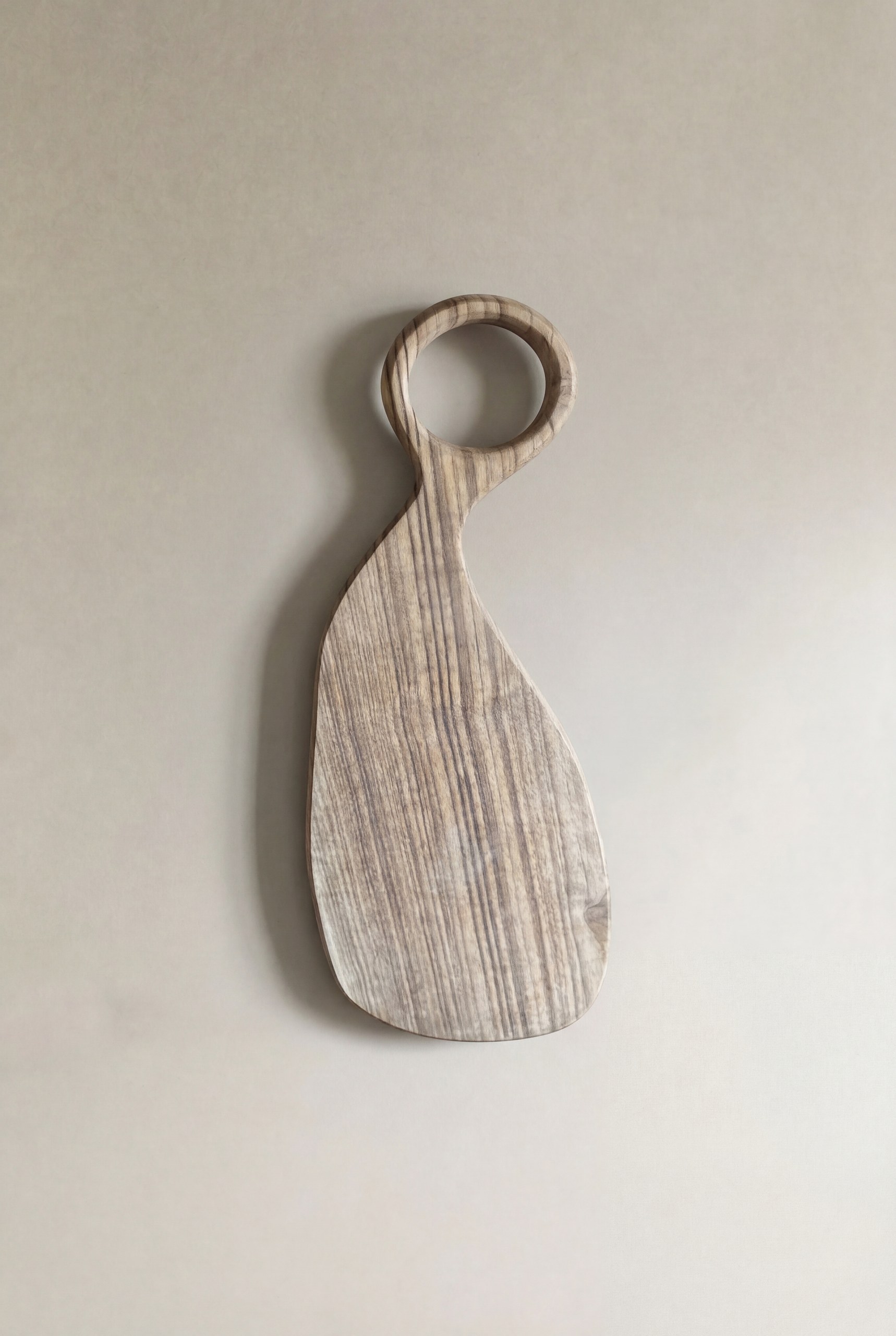 Alvera Light Wood Serving Paddle Board - Image 2