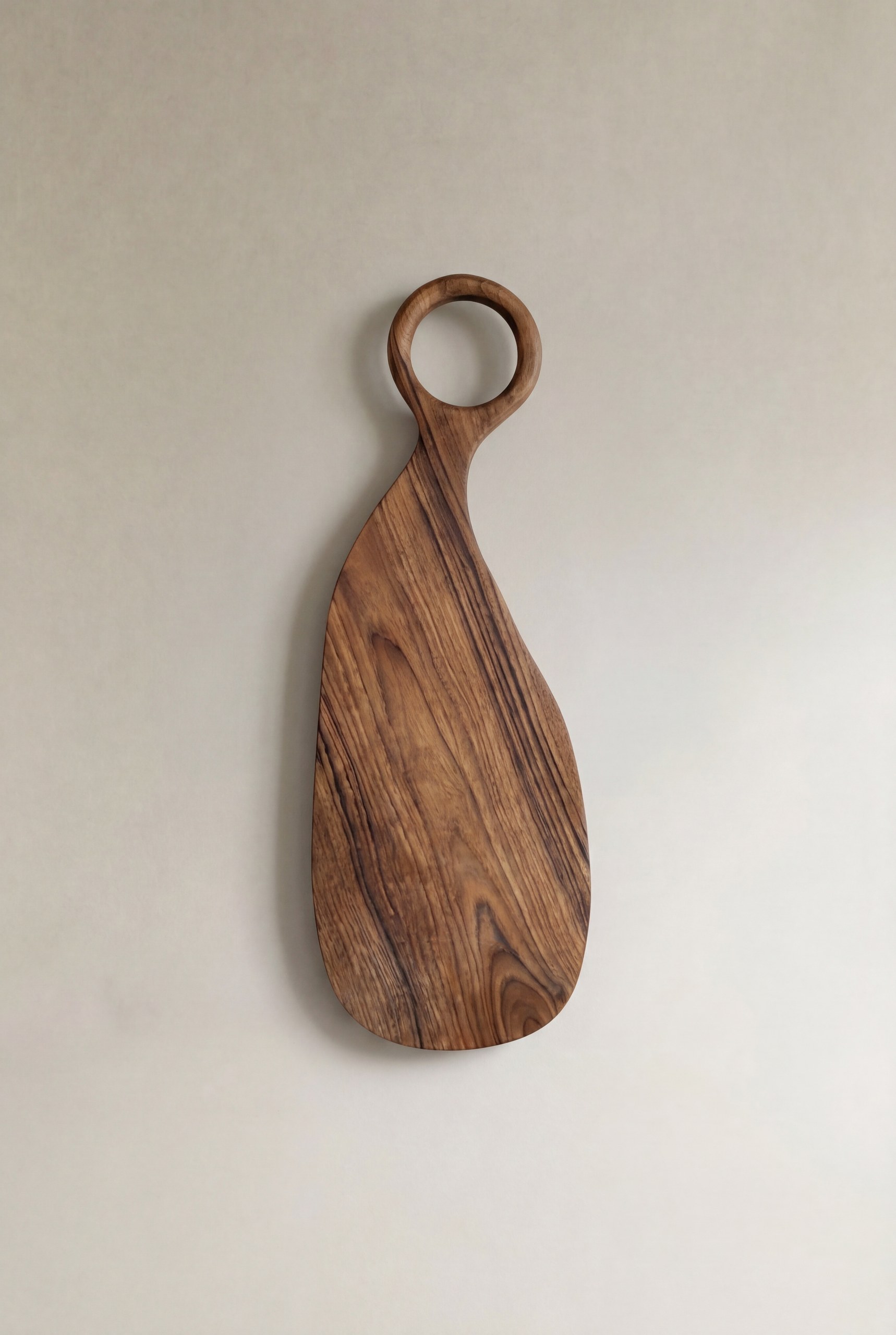 Alvera Dark Wood Serving Paddle Board - Image 2