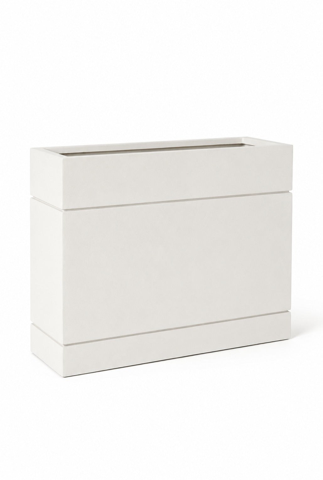 Olesia White Ribbed Fiberglass Pot