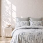 Blovyn Blue Floral King Bed Sheet, Duvet Cover & Pillowcase Set