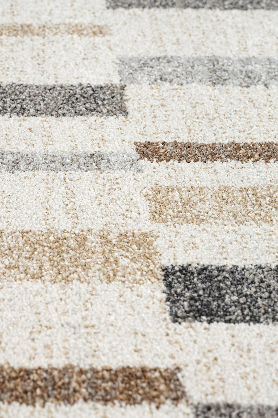 Azmira Geometric Rug - Image 2
