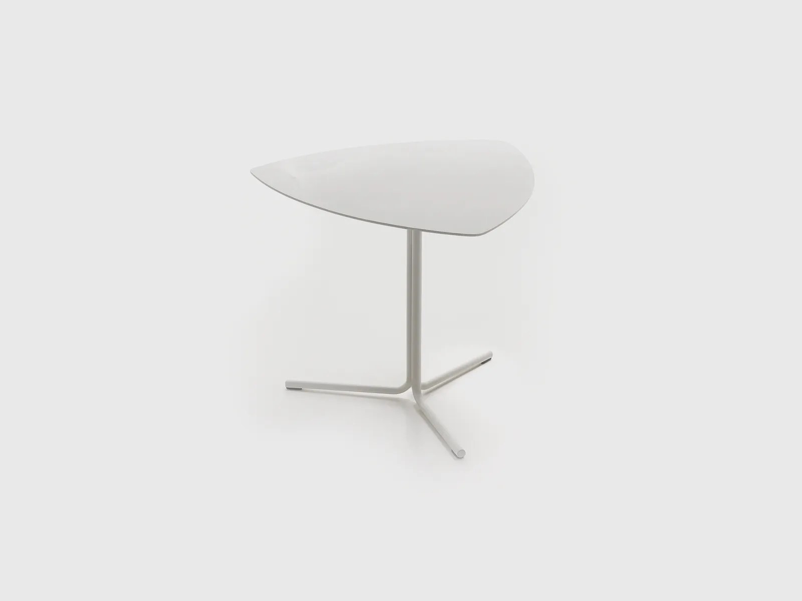 ST-07 – Side Table