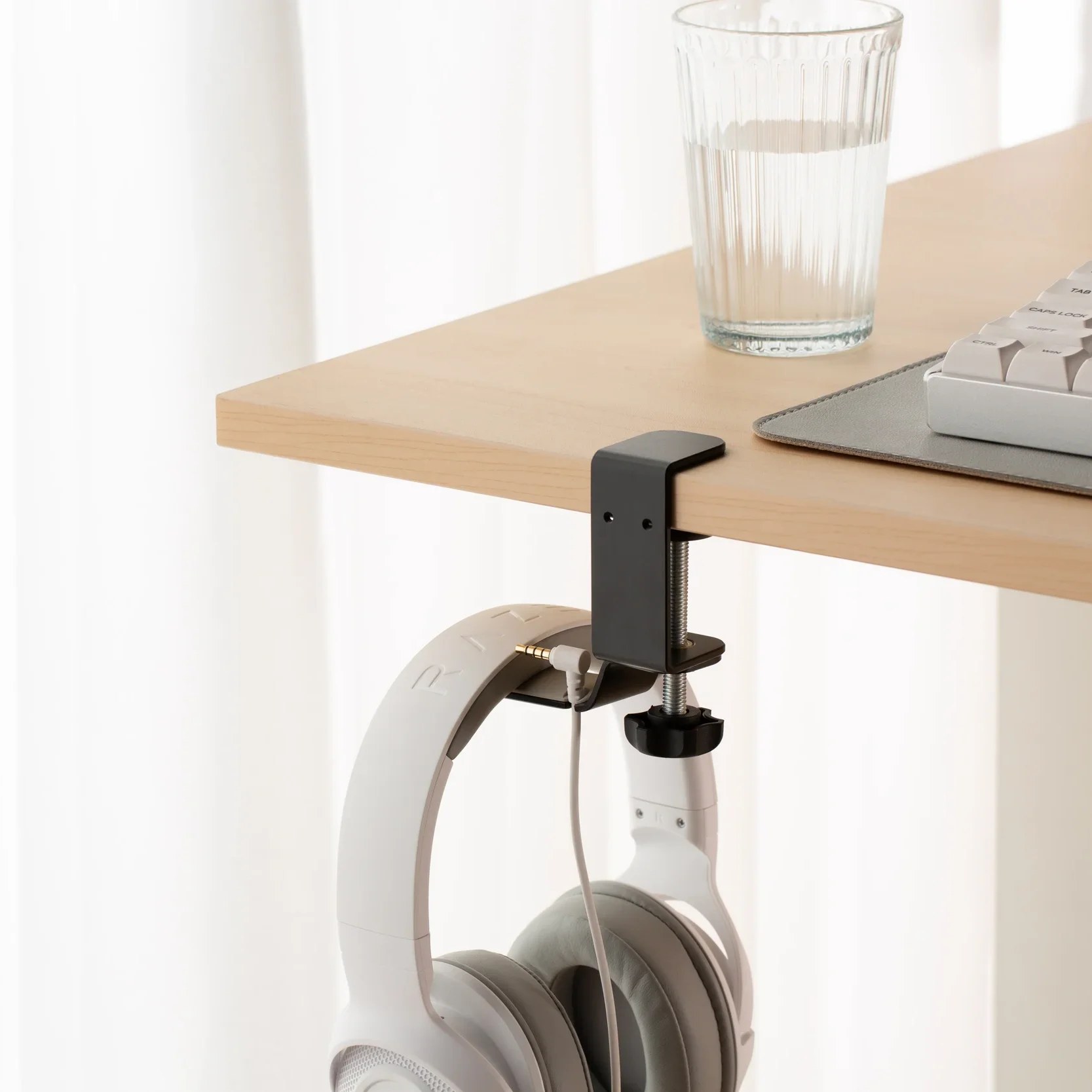 NAVO HEADPHONE HOLDER - Image 4