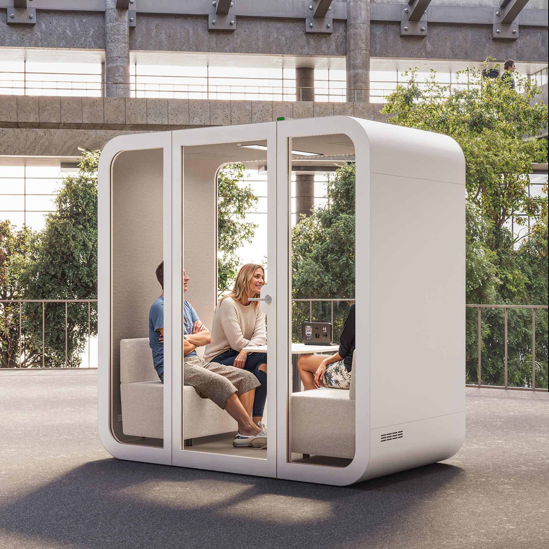 Smart Soundproof meeting pod for 1 – 4